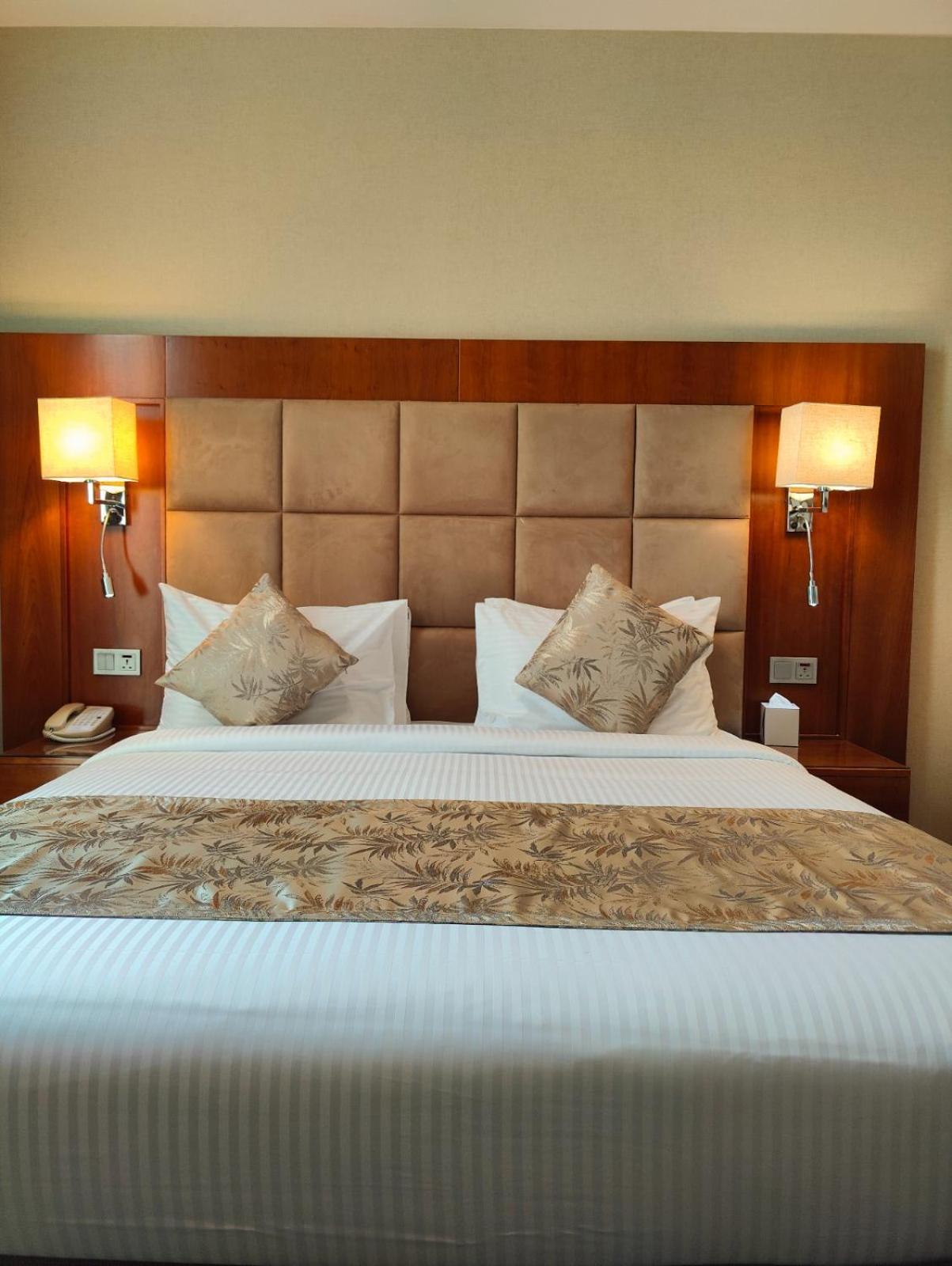 Montreal Barsha Dubai