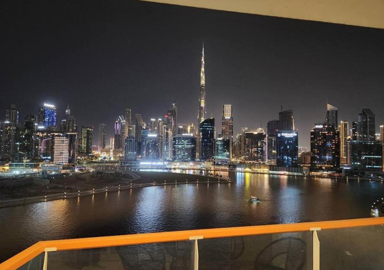 Lux Marasi Moods 2bd 7px Burj Khalifa & Canal Views Apartment Dubai