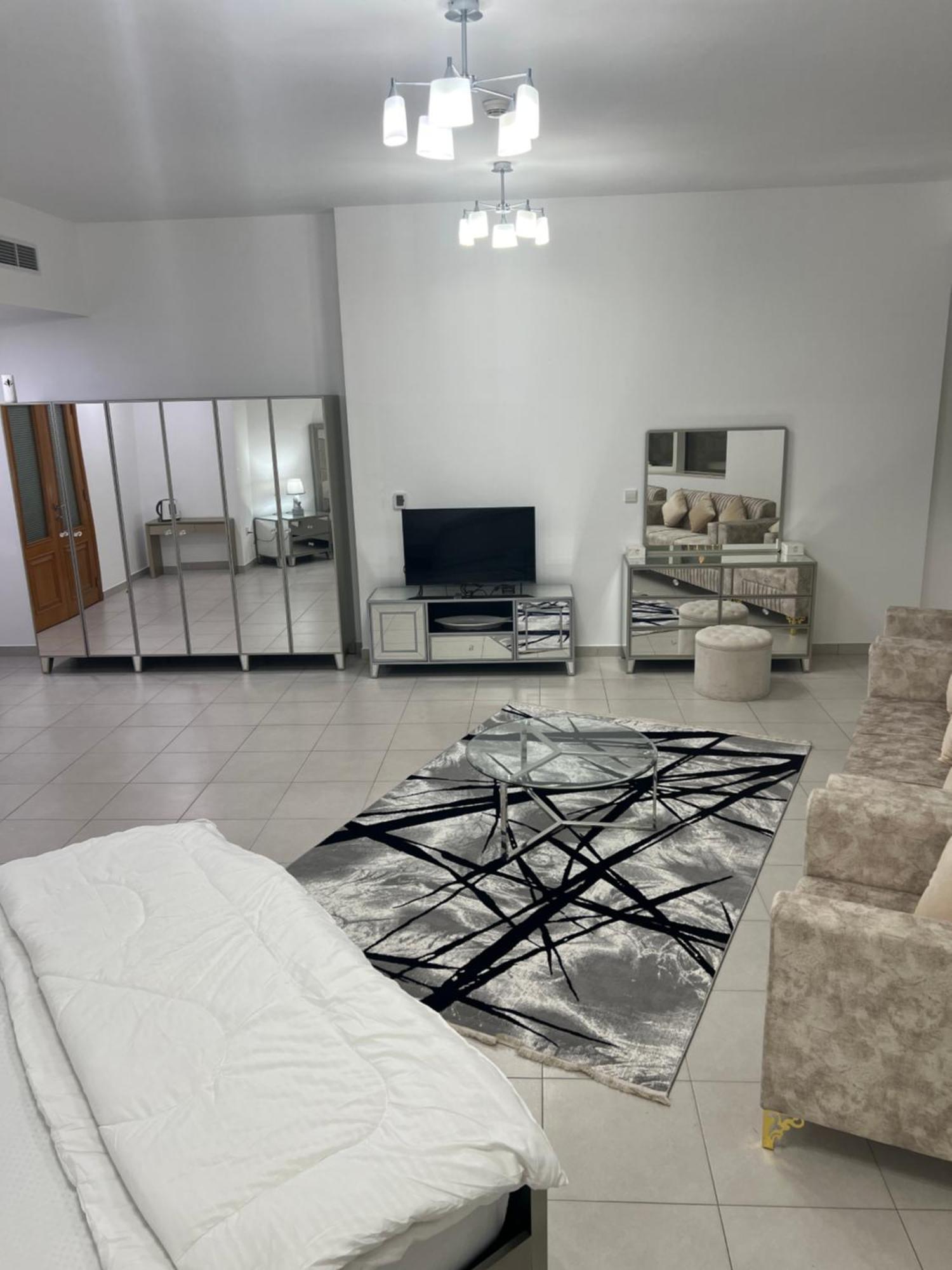Urban Odyssey Serviced Unit *