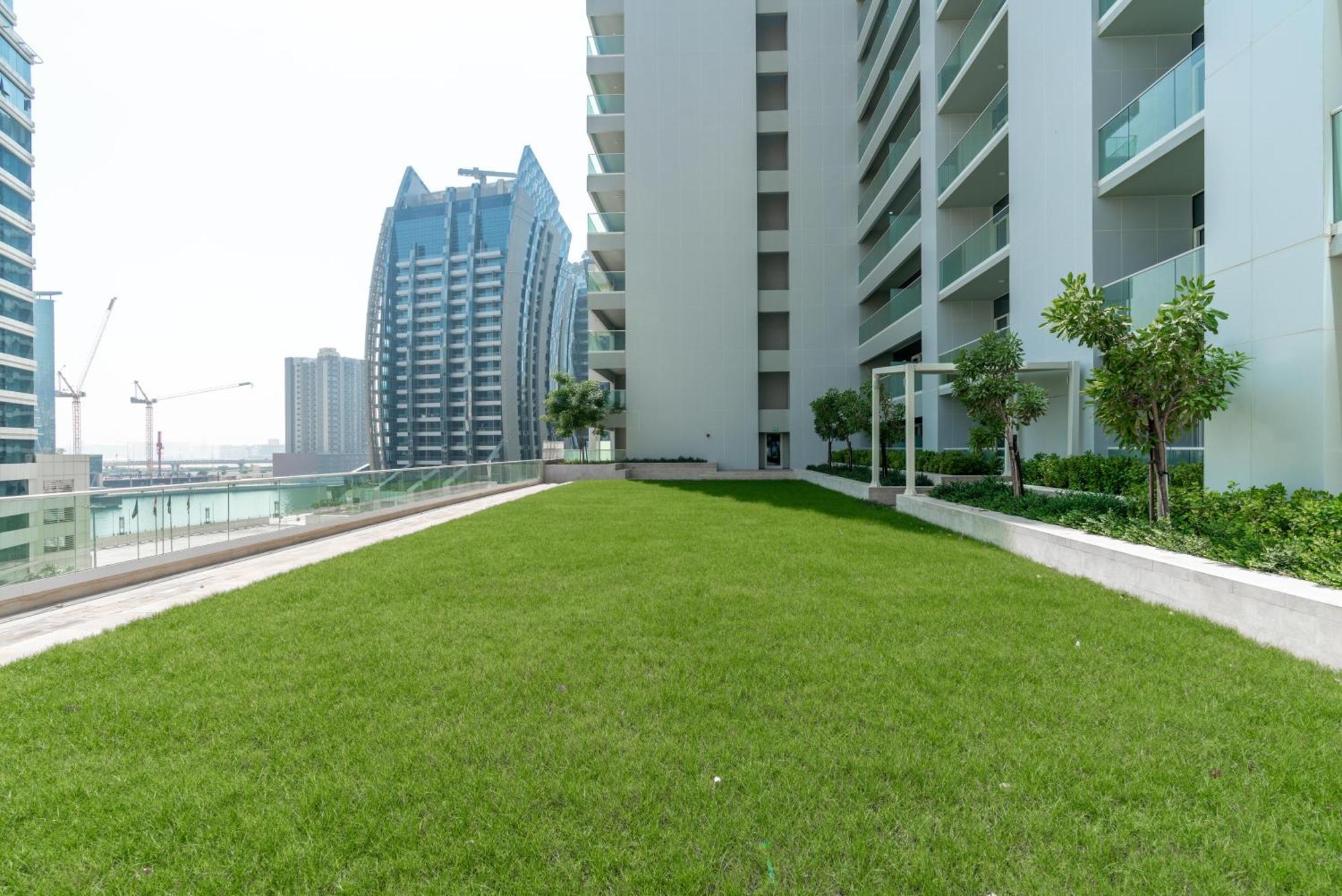 Relaxing 2br At Vera Residences Apartment *
