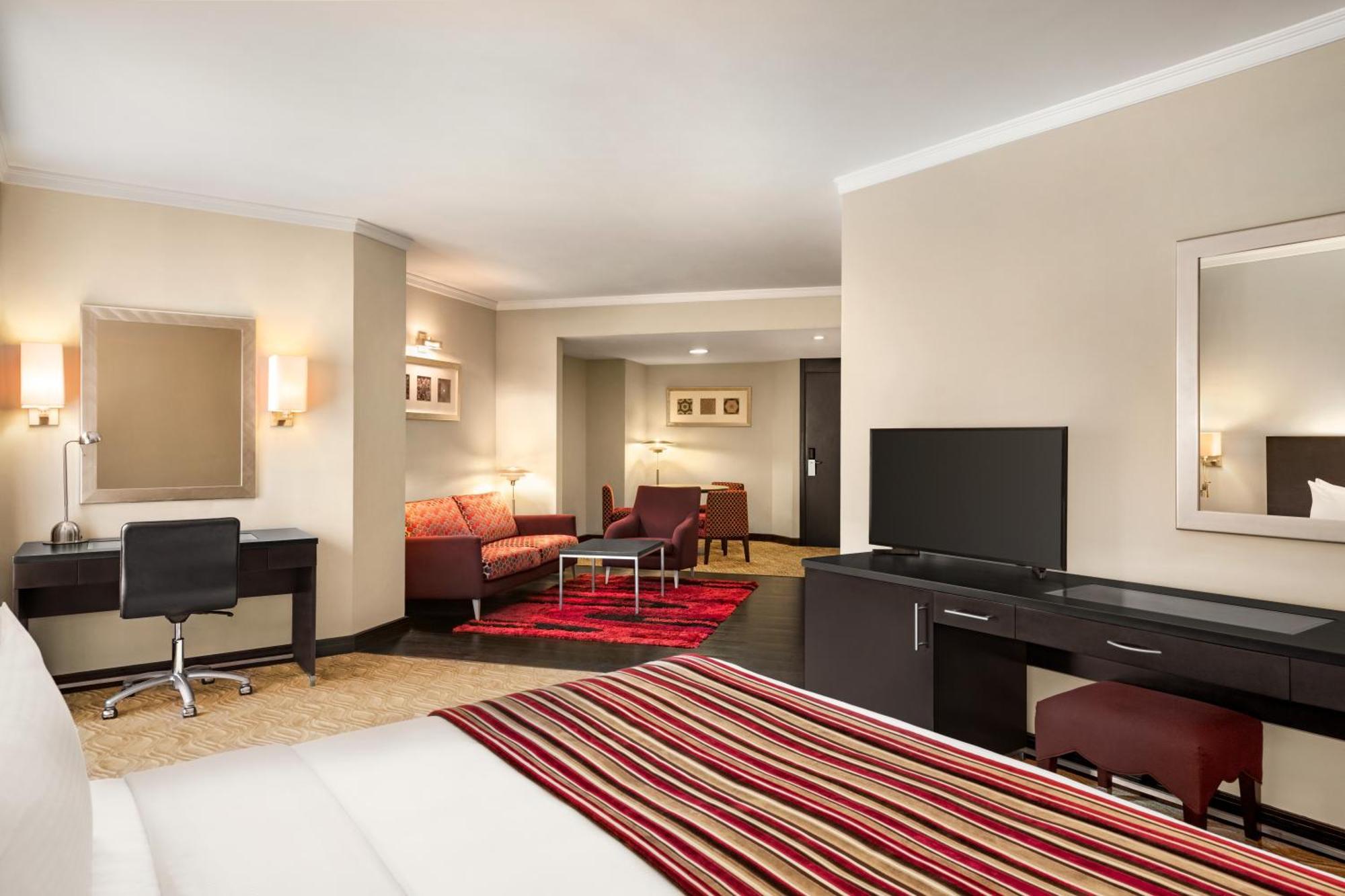 Ramada Plaza By Wyndham Deira 4* Dubai