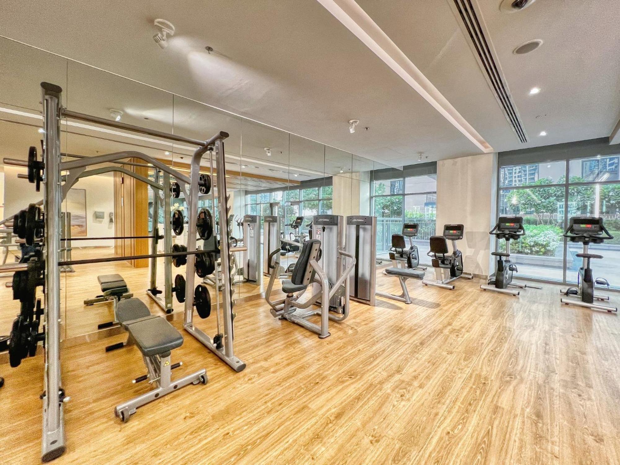 Majestic At Creek Residences *
