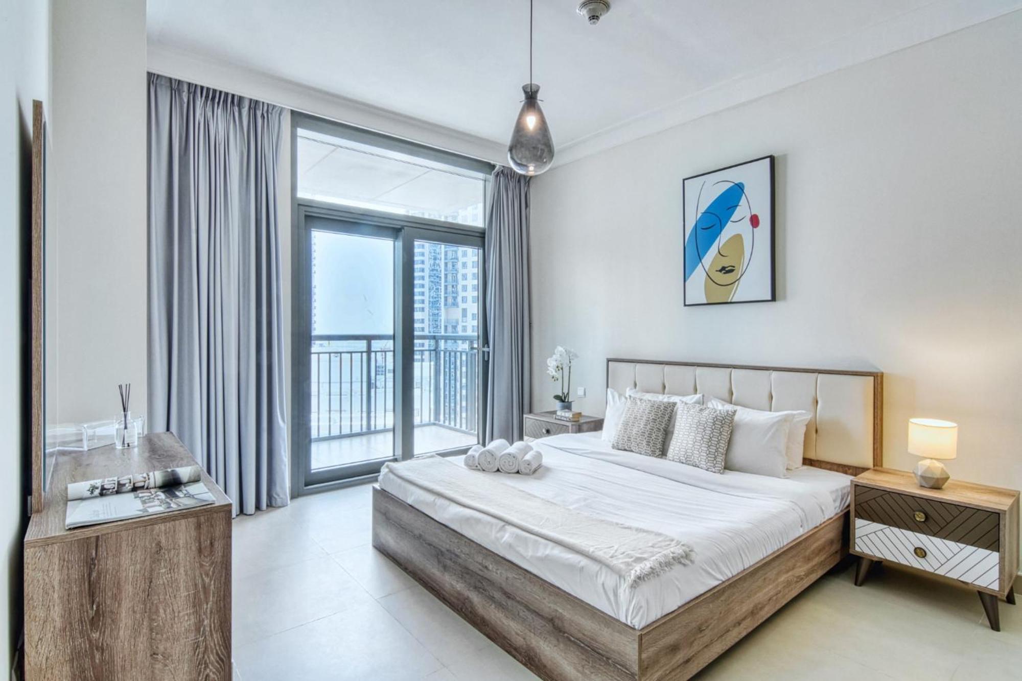 Majestic At Creek Residences Apartment