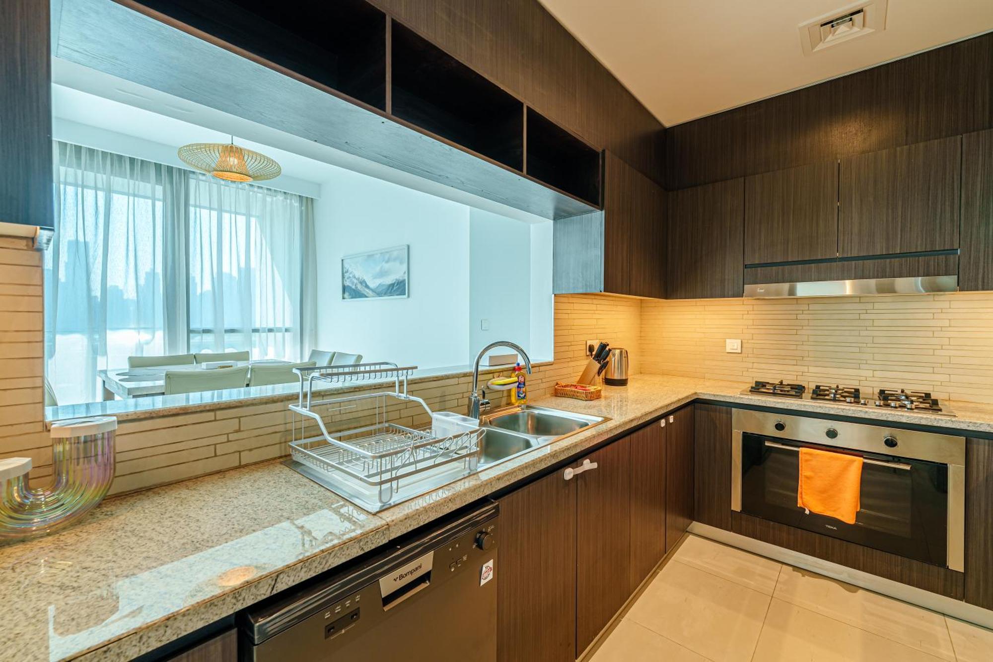 Apartment Luxury 3-bedroom In Dubai
