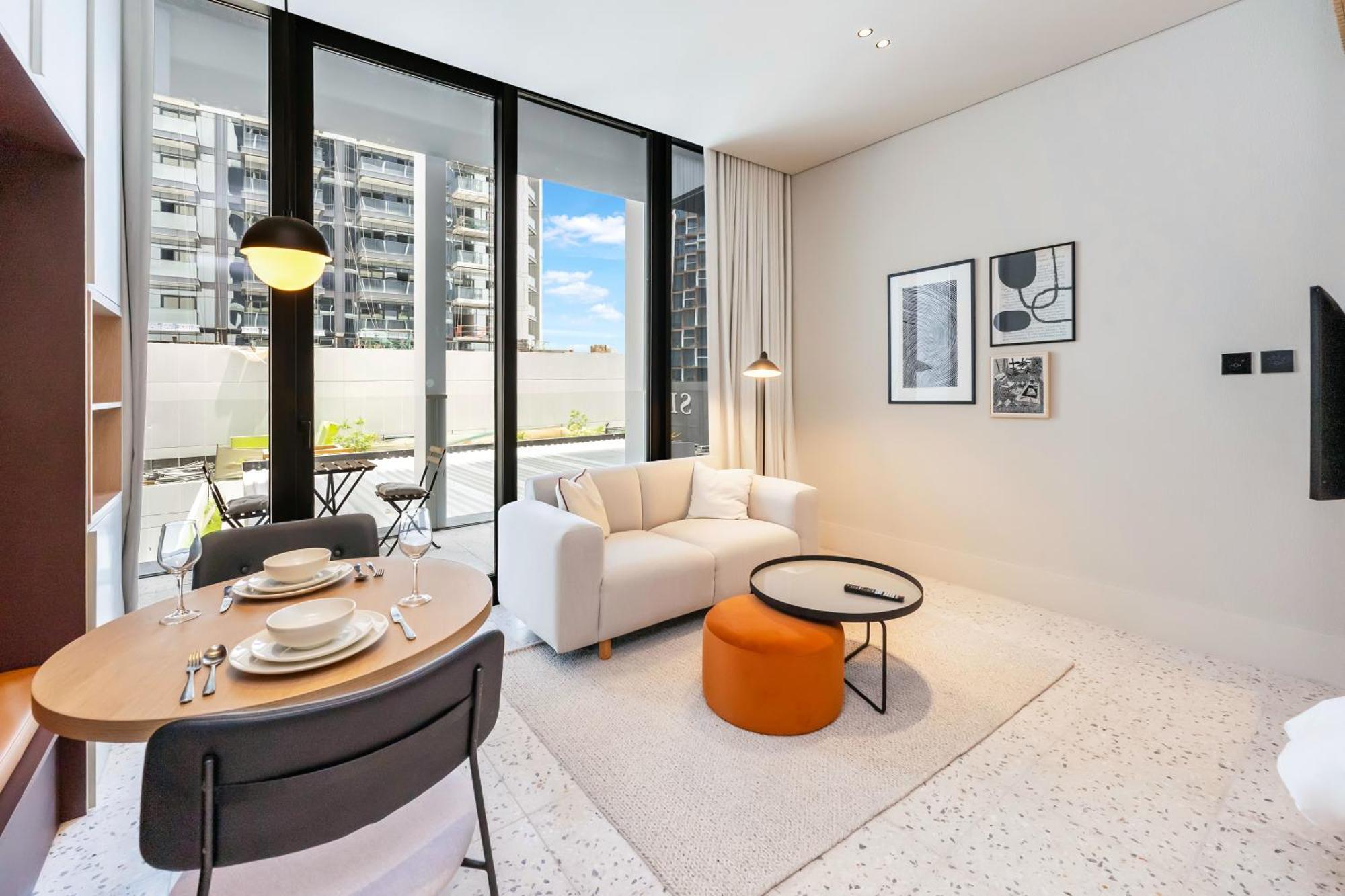 Apartment Fam Living - Upside Living - Wfh Friendly-business Bay Dubai