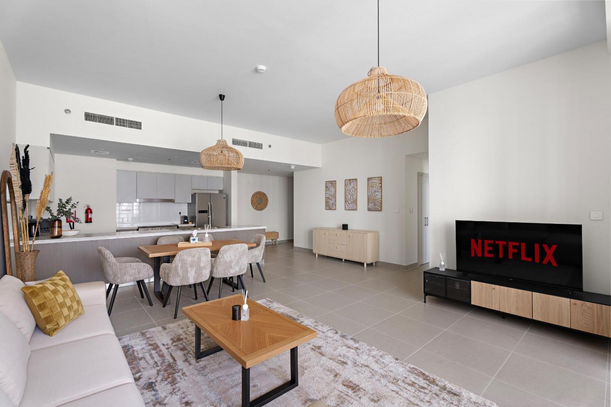 Apartment Vayk - Boho Modern 3 Bhk In Downtown *