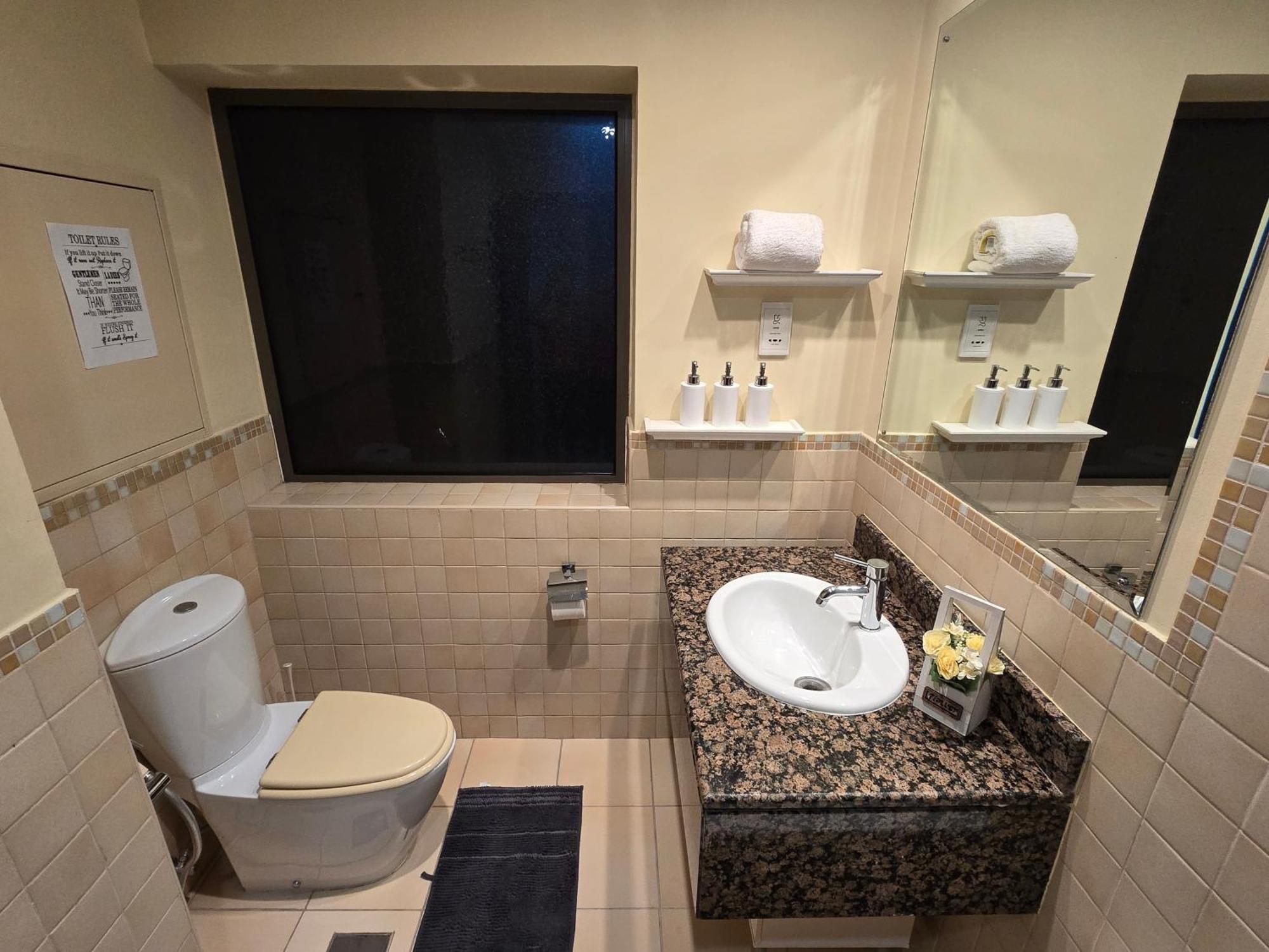 1 World, Premium Hostel, Jbr, Near Metro And Beach Apartment *