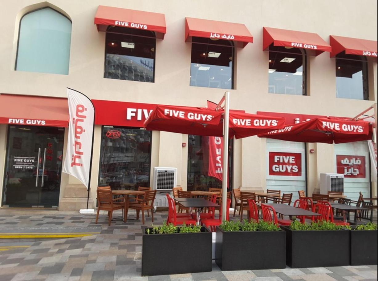 1 World, Premium Hostel, Jbr, Near Metro And Beach Apartment