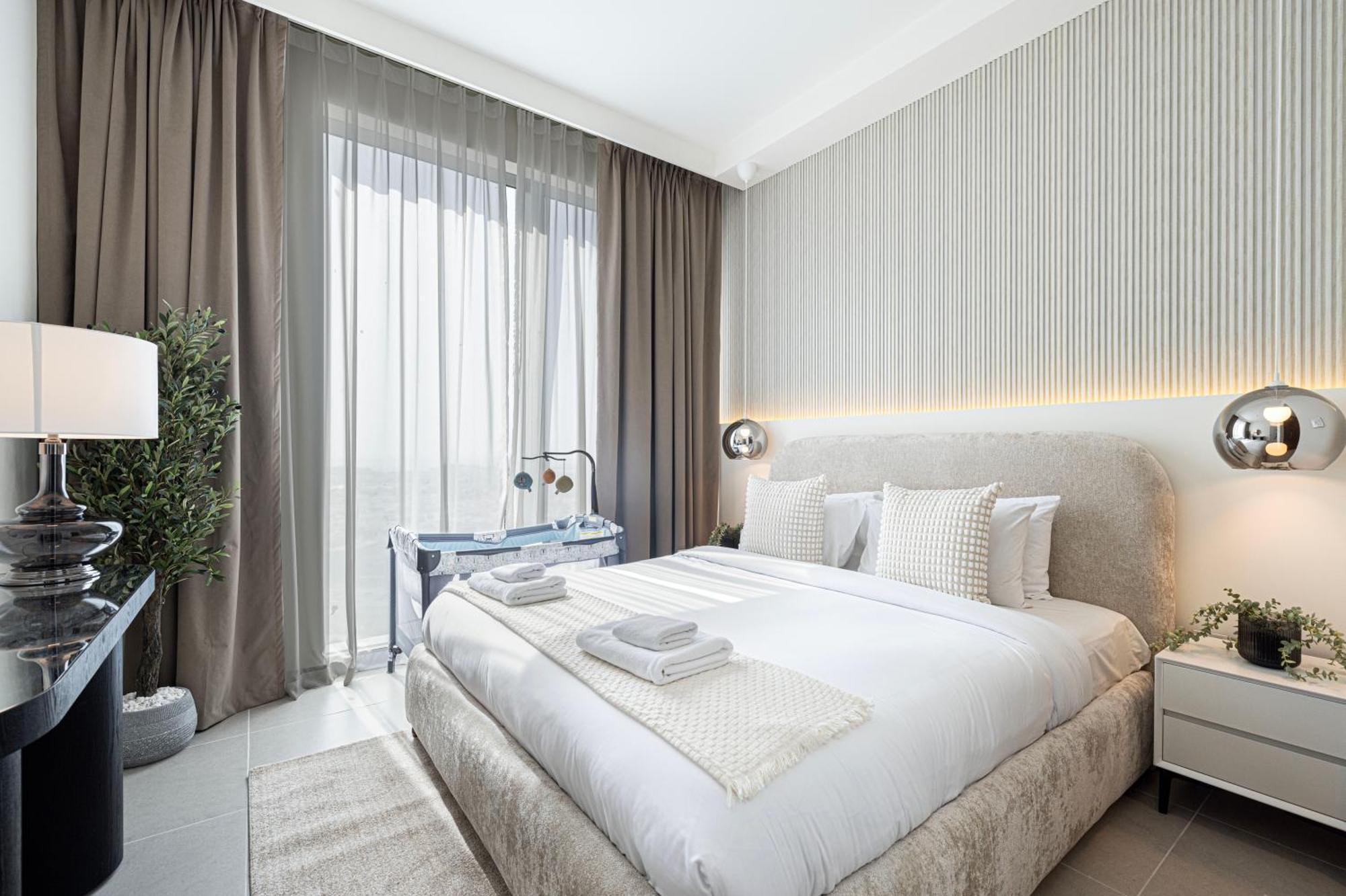 Tower - Downtown Dream, Ocean View, Opposite Mall Dubai