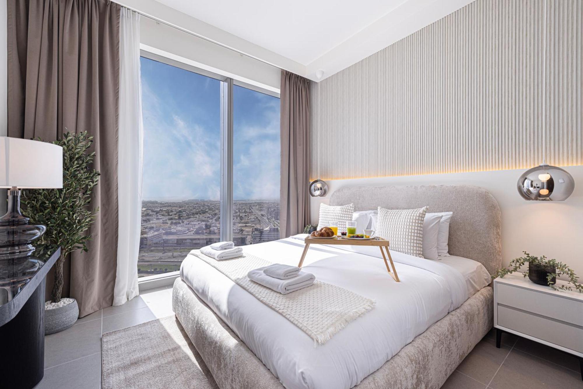 Tower - Downtown Dream, Ocean View, Opposite Mall Apartment Dubai