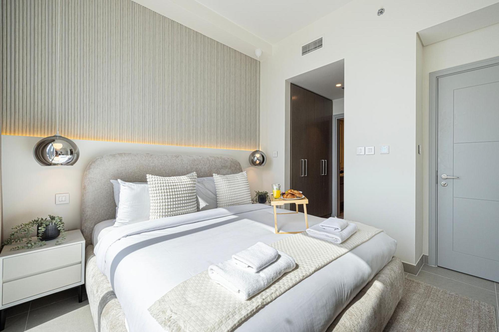Tower - Downtown Dream, Ocean View, Opposite Mall Dubai