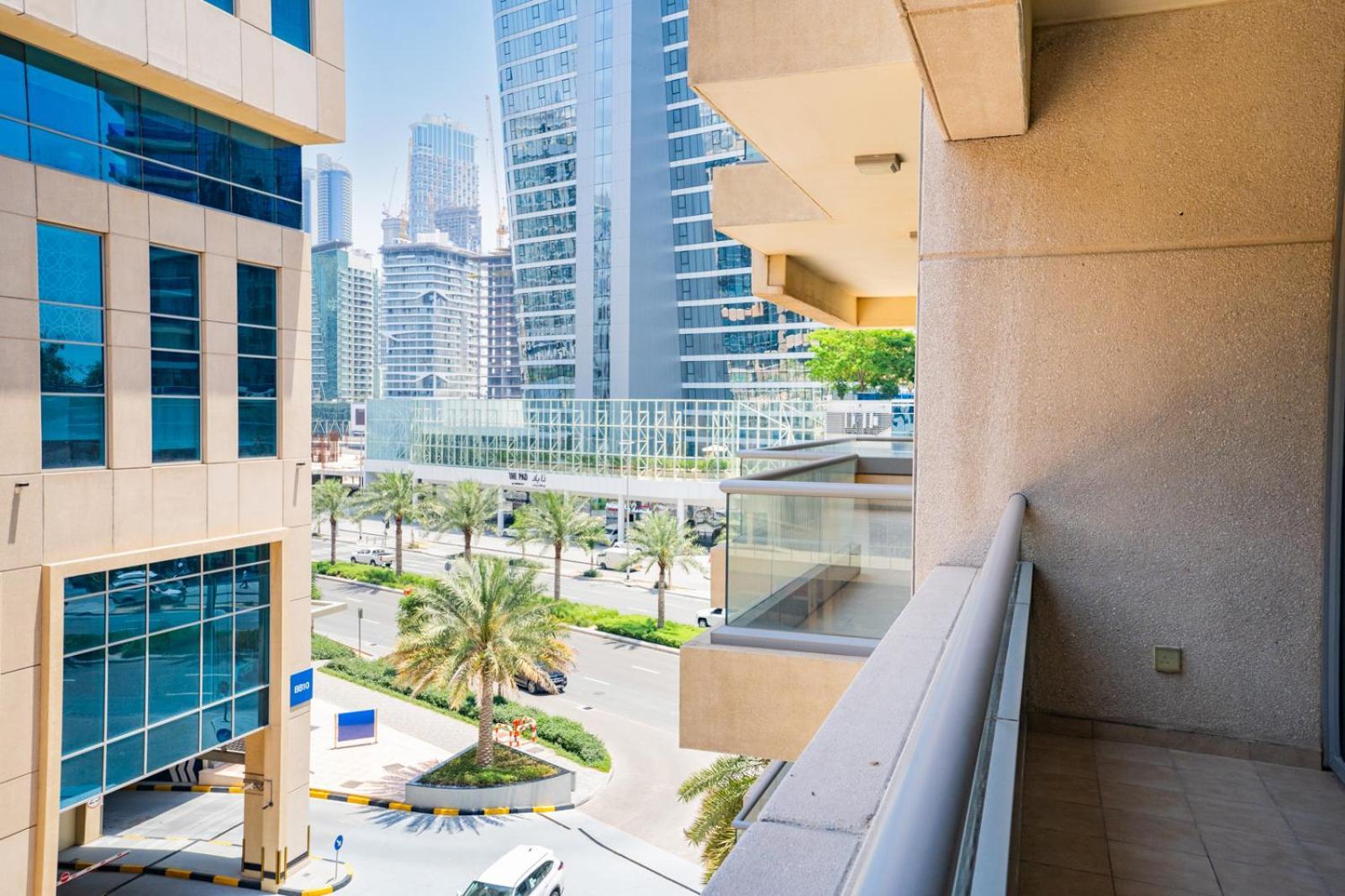 Escape 24 Homes - Bay Square - Business Bay Apartment