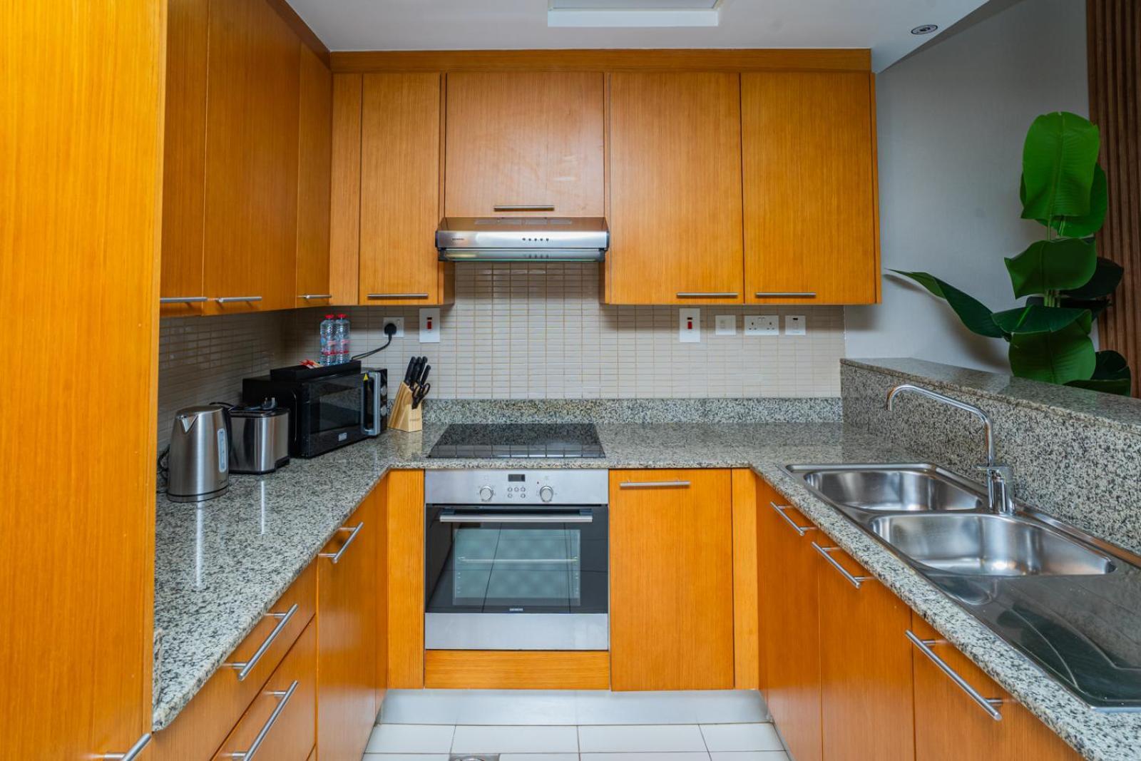 Apartment Escape 24 Homes - Bay Square - Business Bay