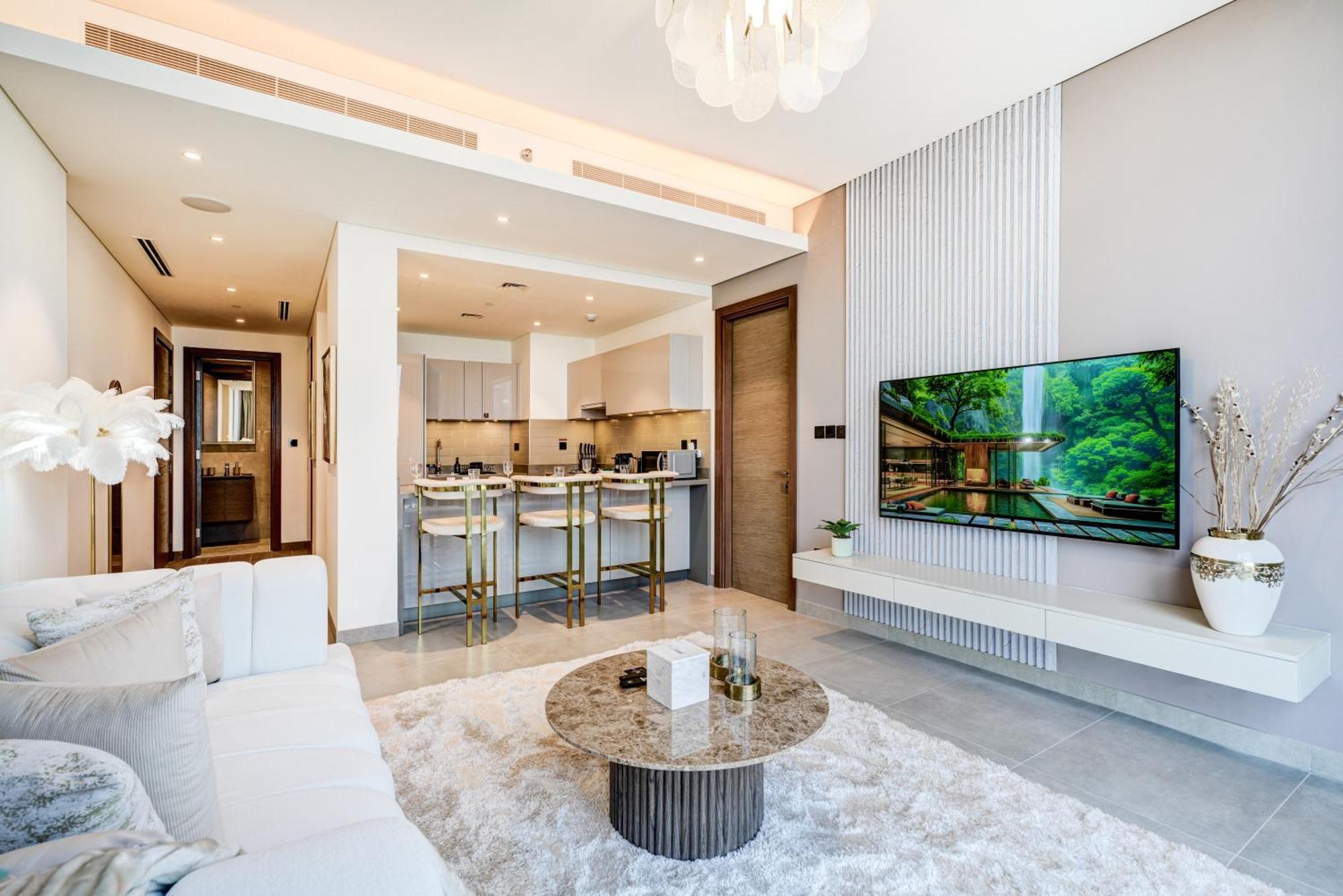 Apartment Trophy - Waves Grande Regent Urban Sanctuary
