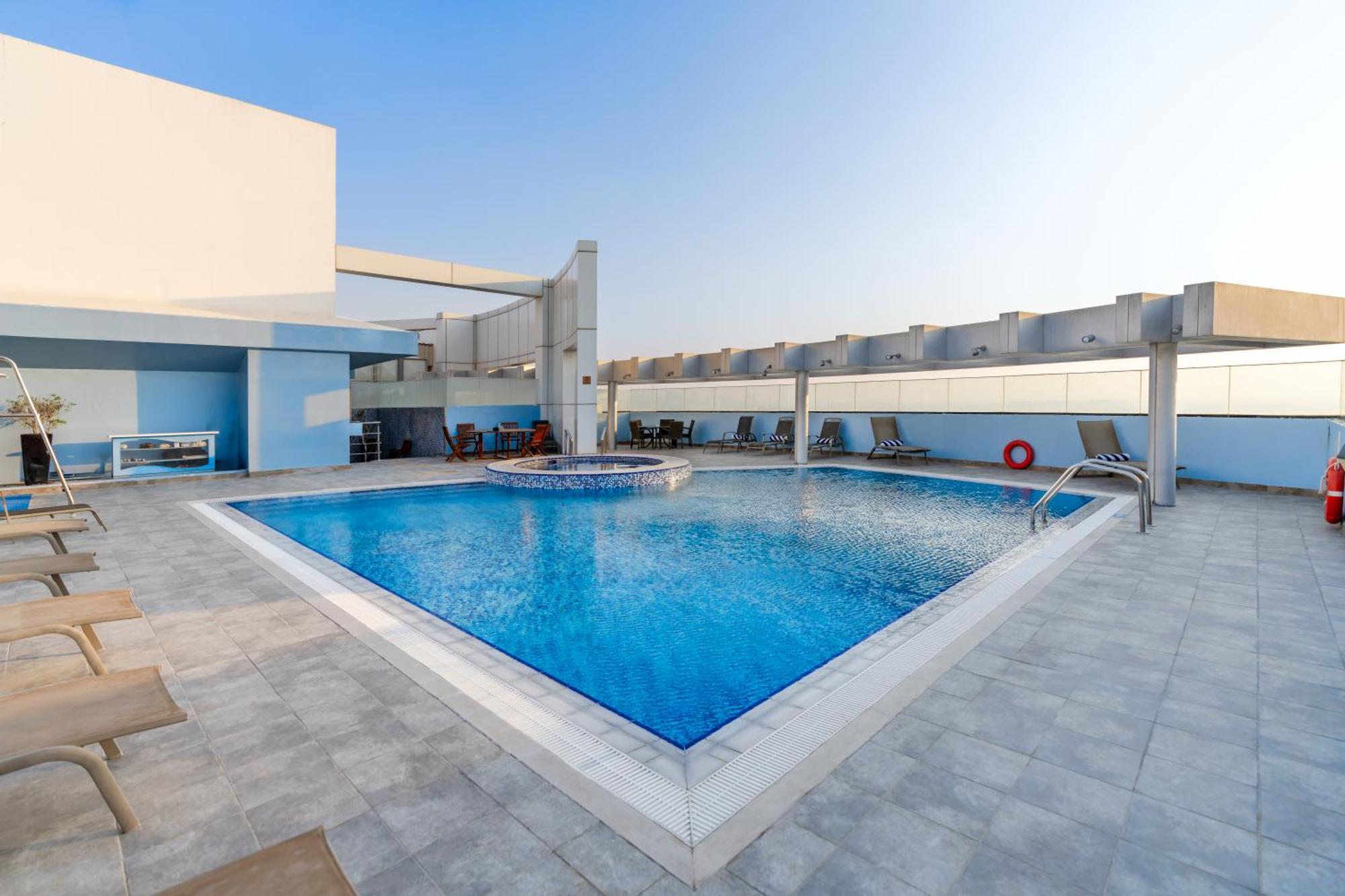 Montreal Barsha Hotel 4*