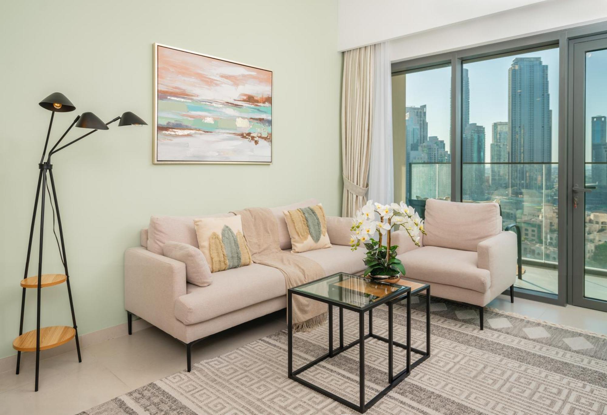 Apartment Prime Retreats @ Burj Royale By Emaar Dubai