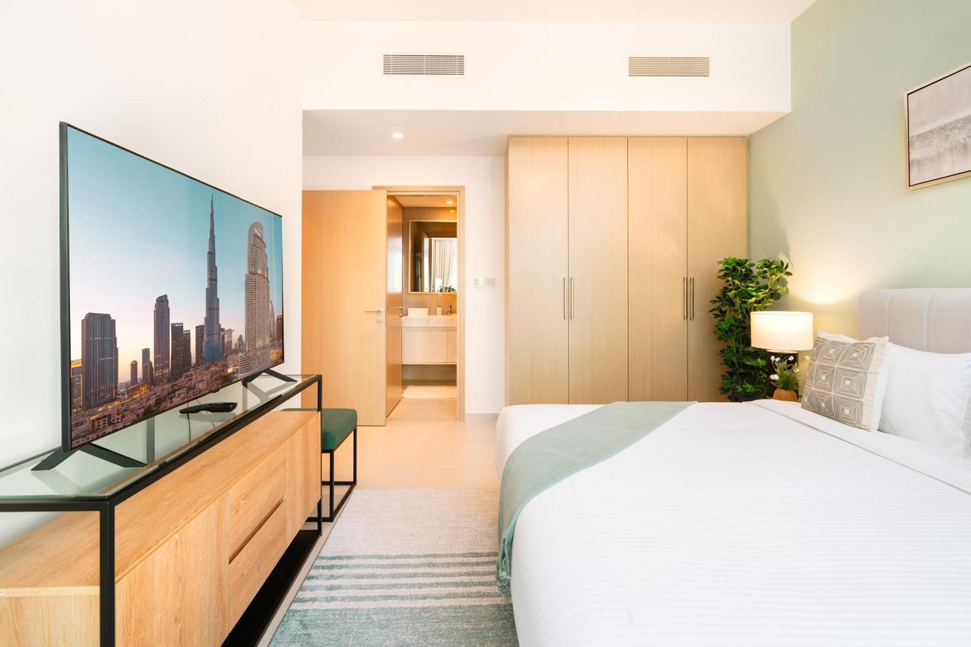 Prime Retreats @ Burj Royale By Emaar Dubai
