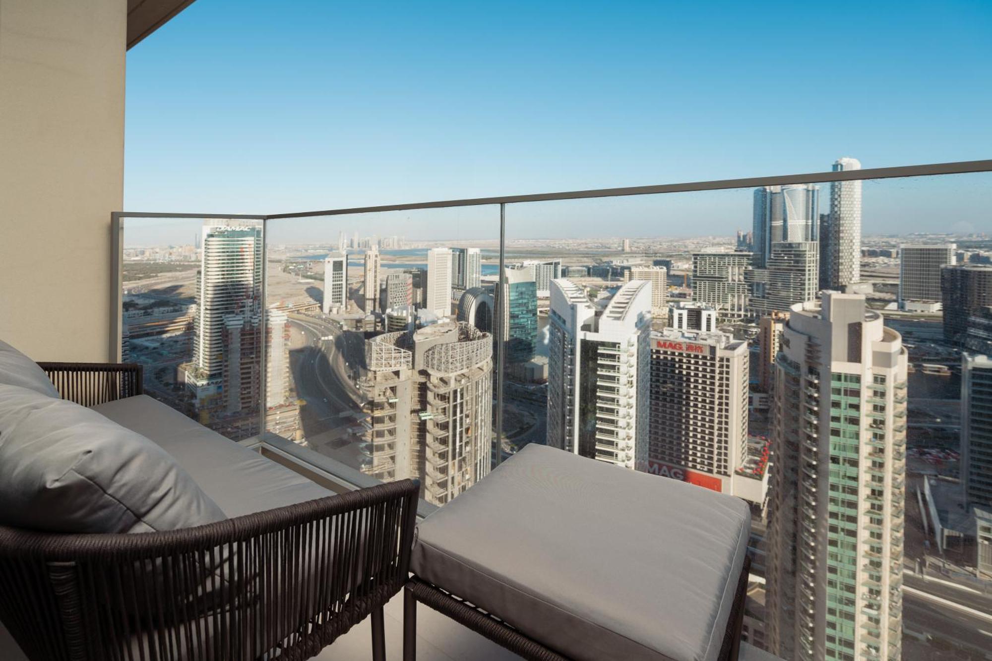 Prime Retreats @ Burj Royale By Emaar Apartment