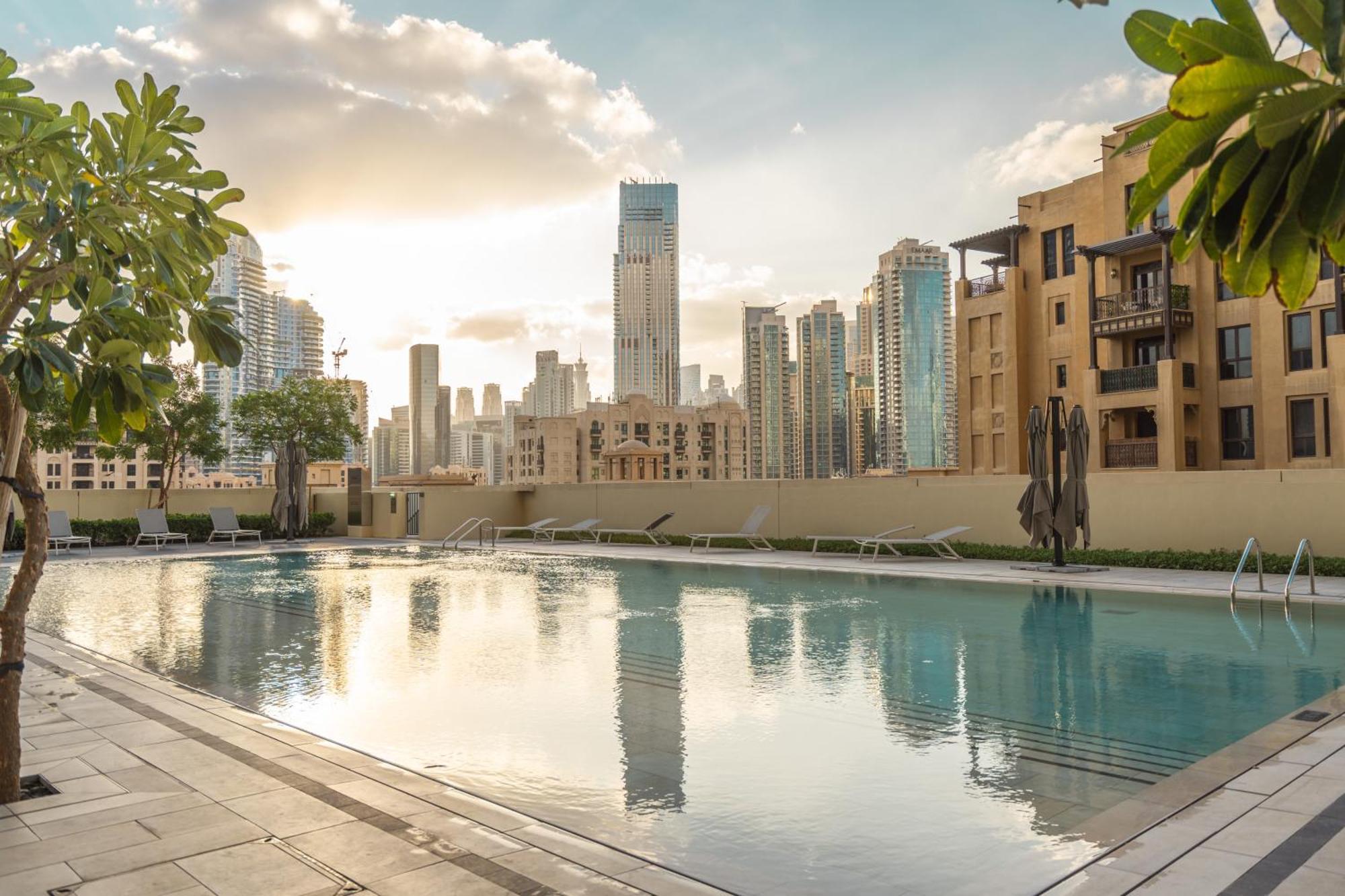 Prime Retreats @ Burj Royale By Emaar Dubai