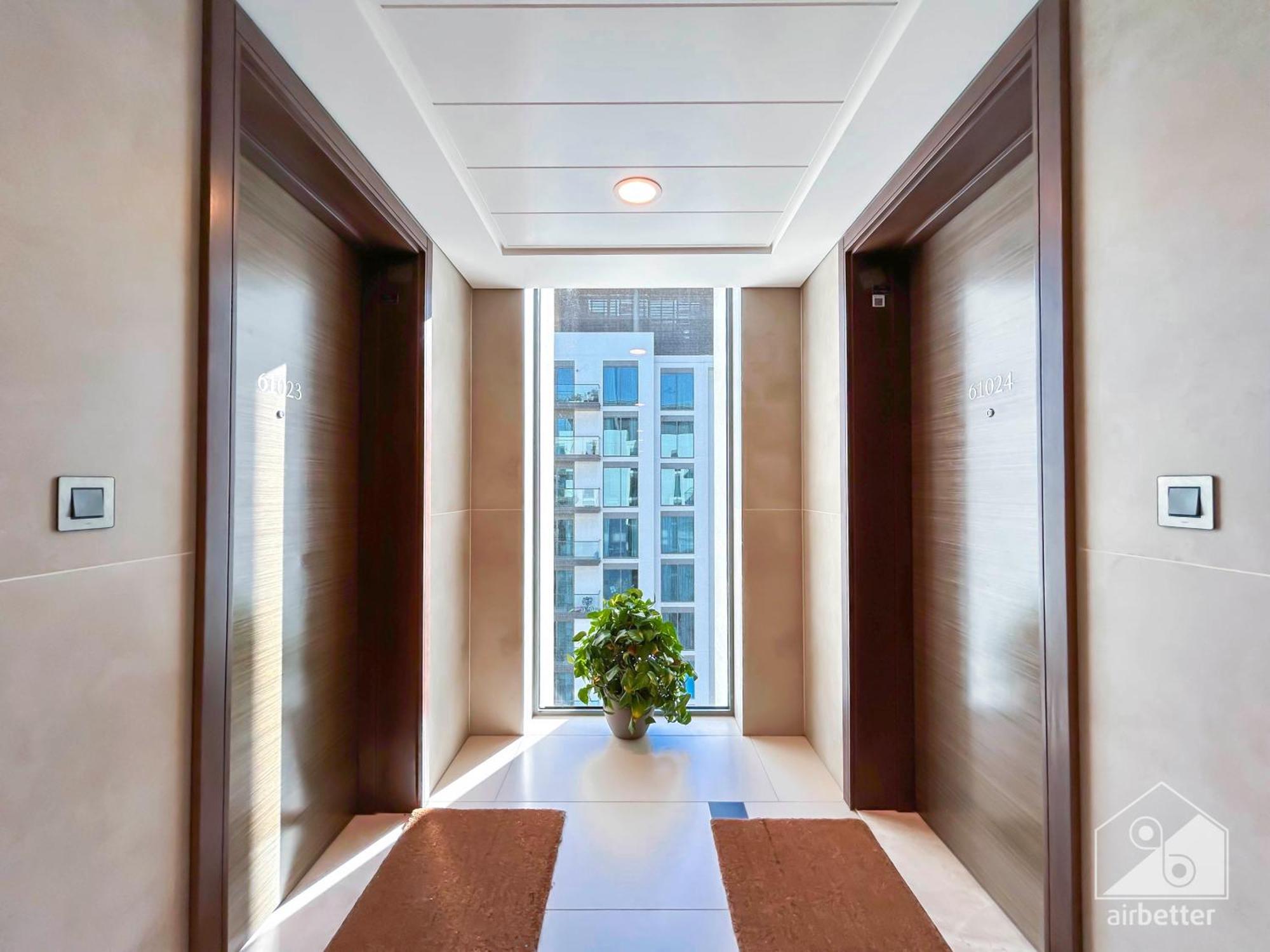 Stunning & New 1b With Balcony & View Apartment Dubai