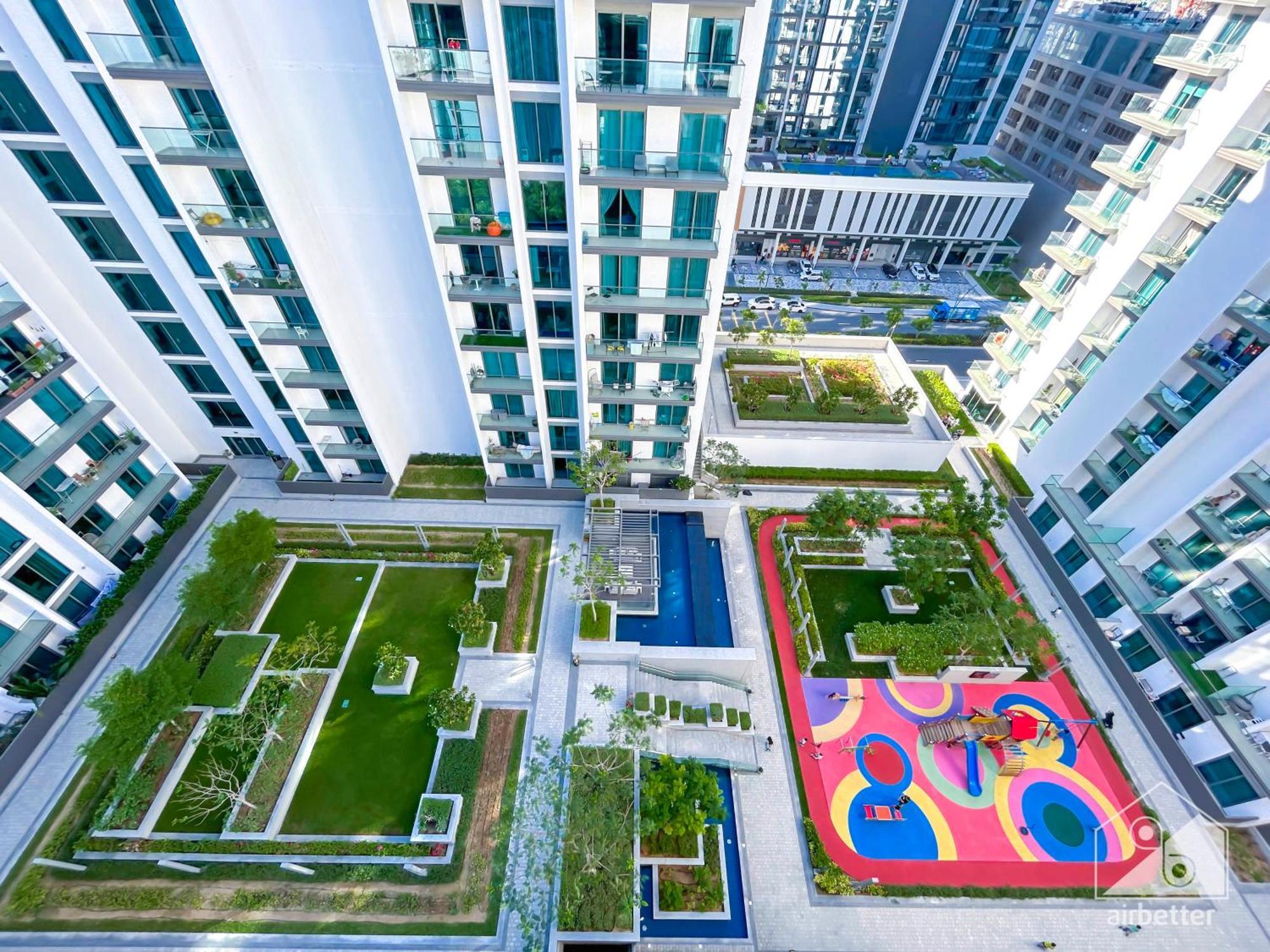 Stunning & New 1b With Balcony & View * Dubai