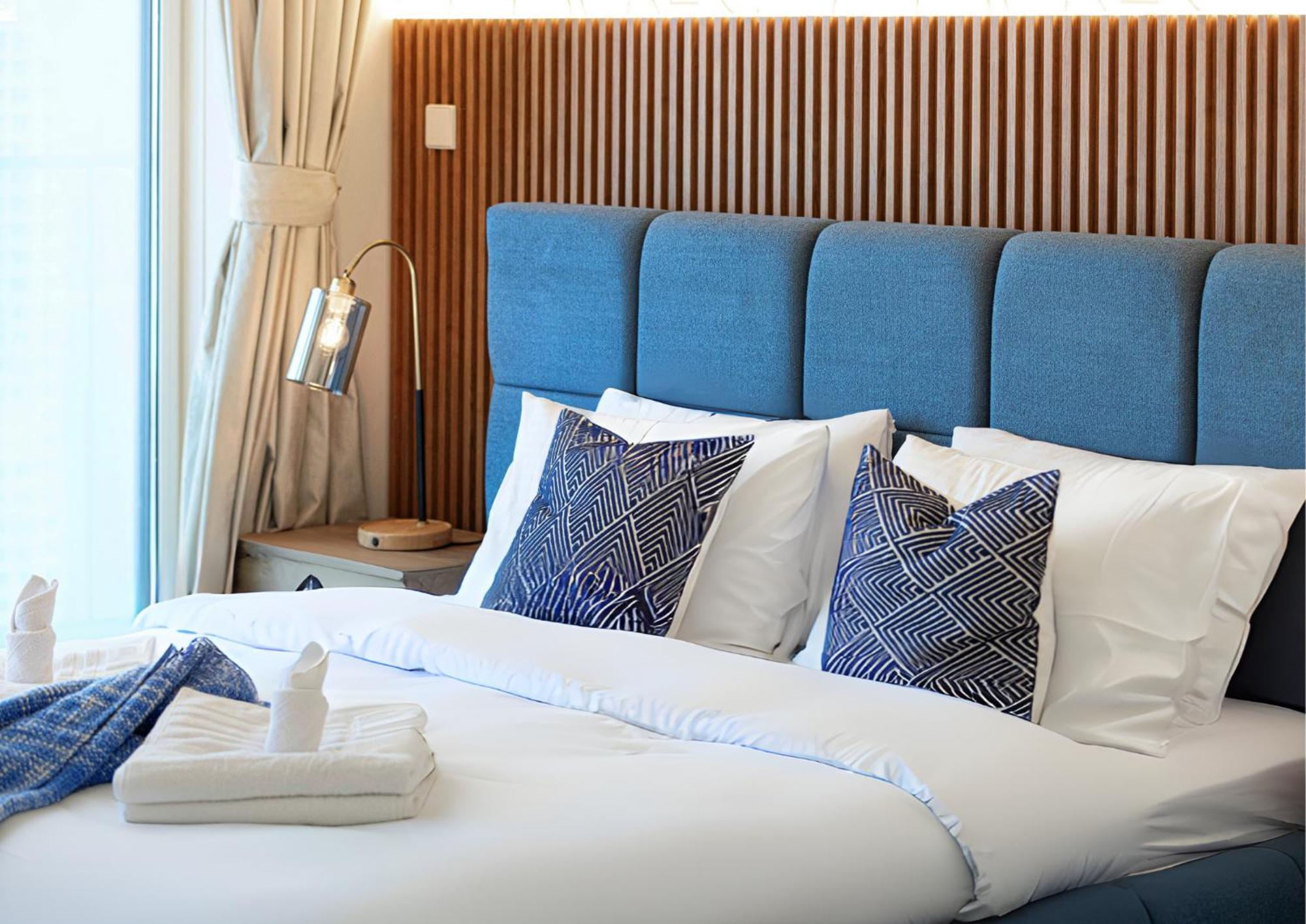 Luxe Sea View High Floor 1 Bedroom In Marina By Maxx Value Homes * Dubai