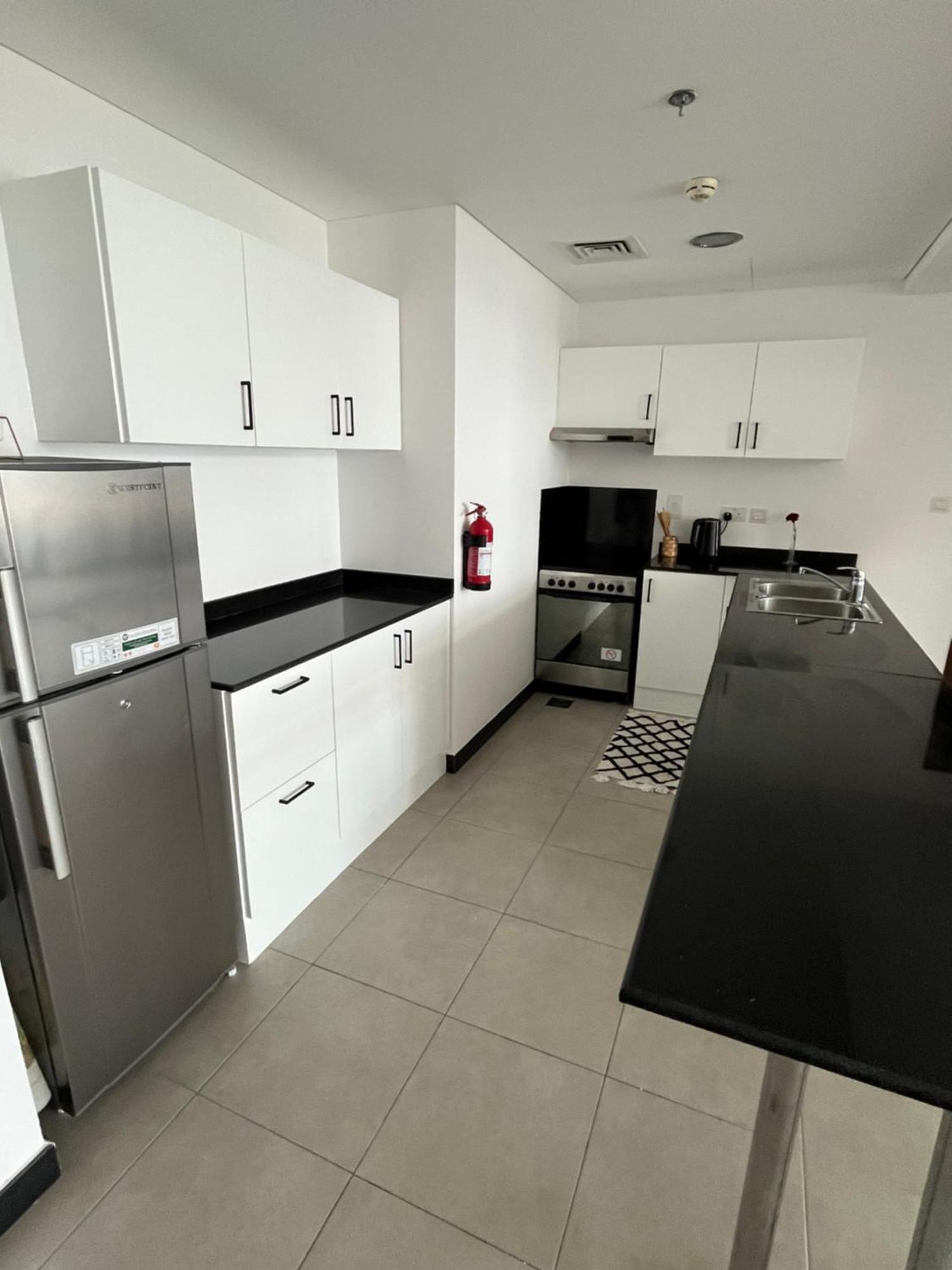 Specious Cosy Bedroom In Al Sufouh Apartment *