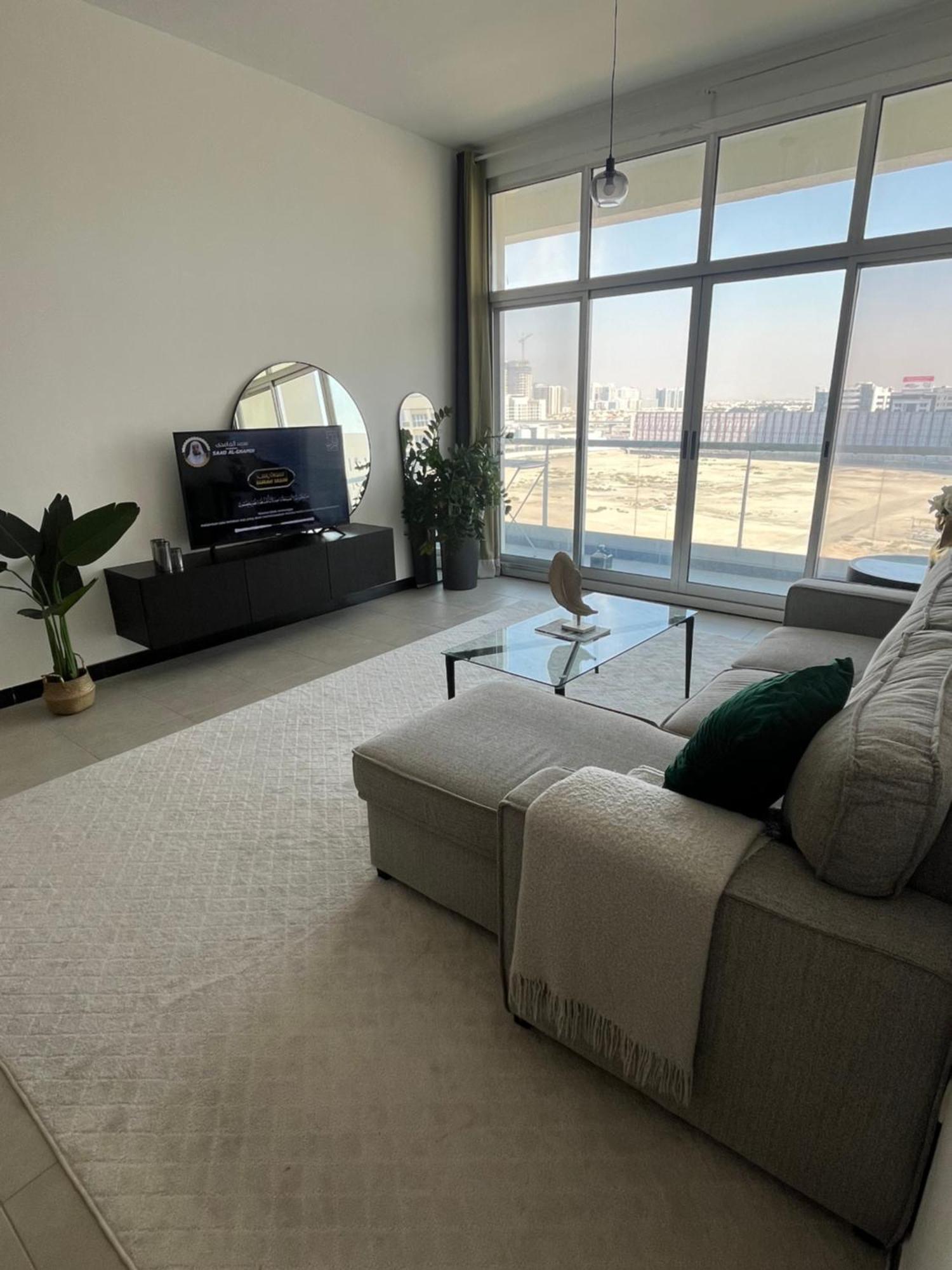 Apartment Specious Cosy Bedroom In Al Sufouh