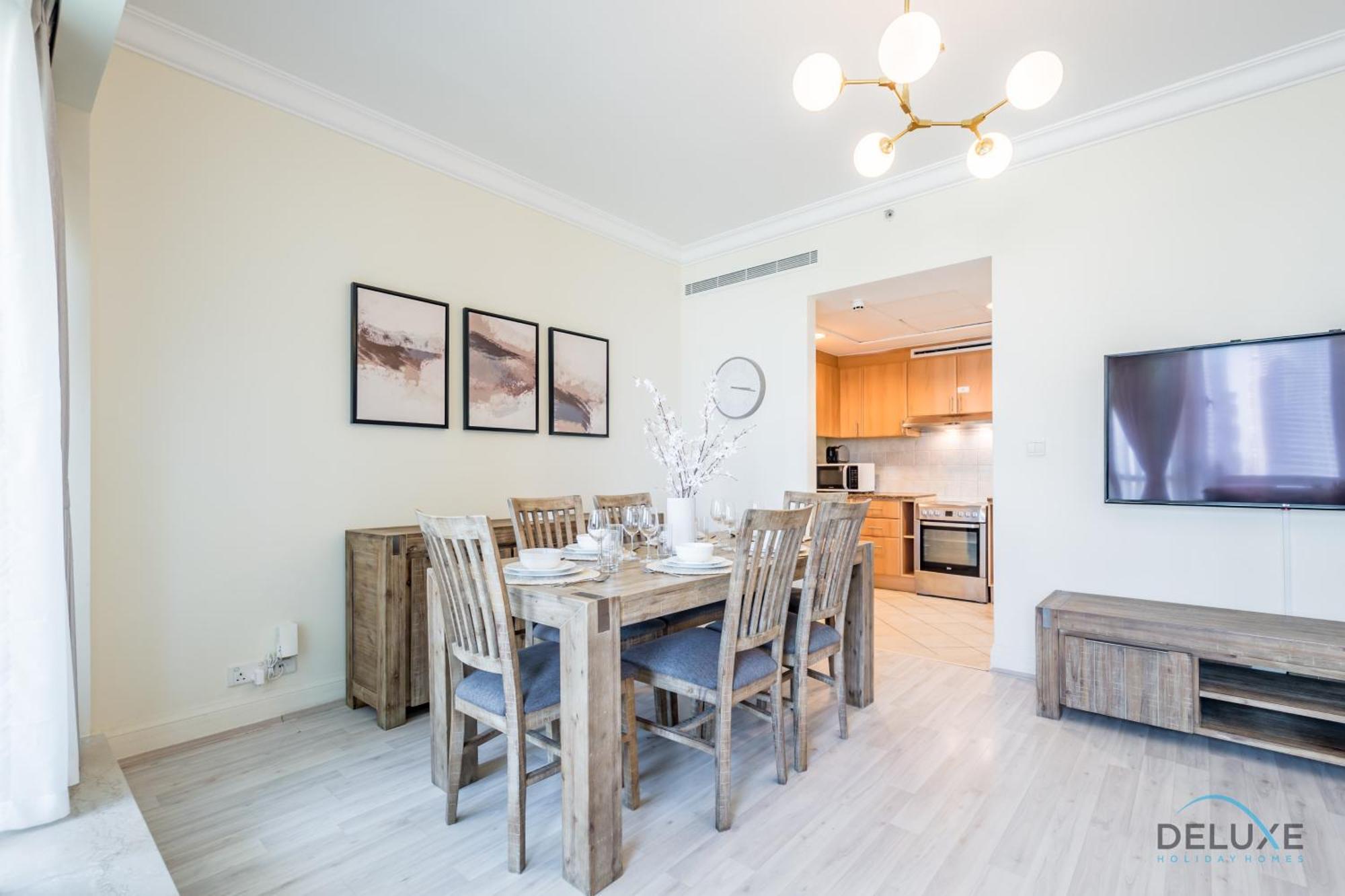 Apartment Spacious 2br At Murjan Emaar Six Towers Marina By Deluxe Homes