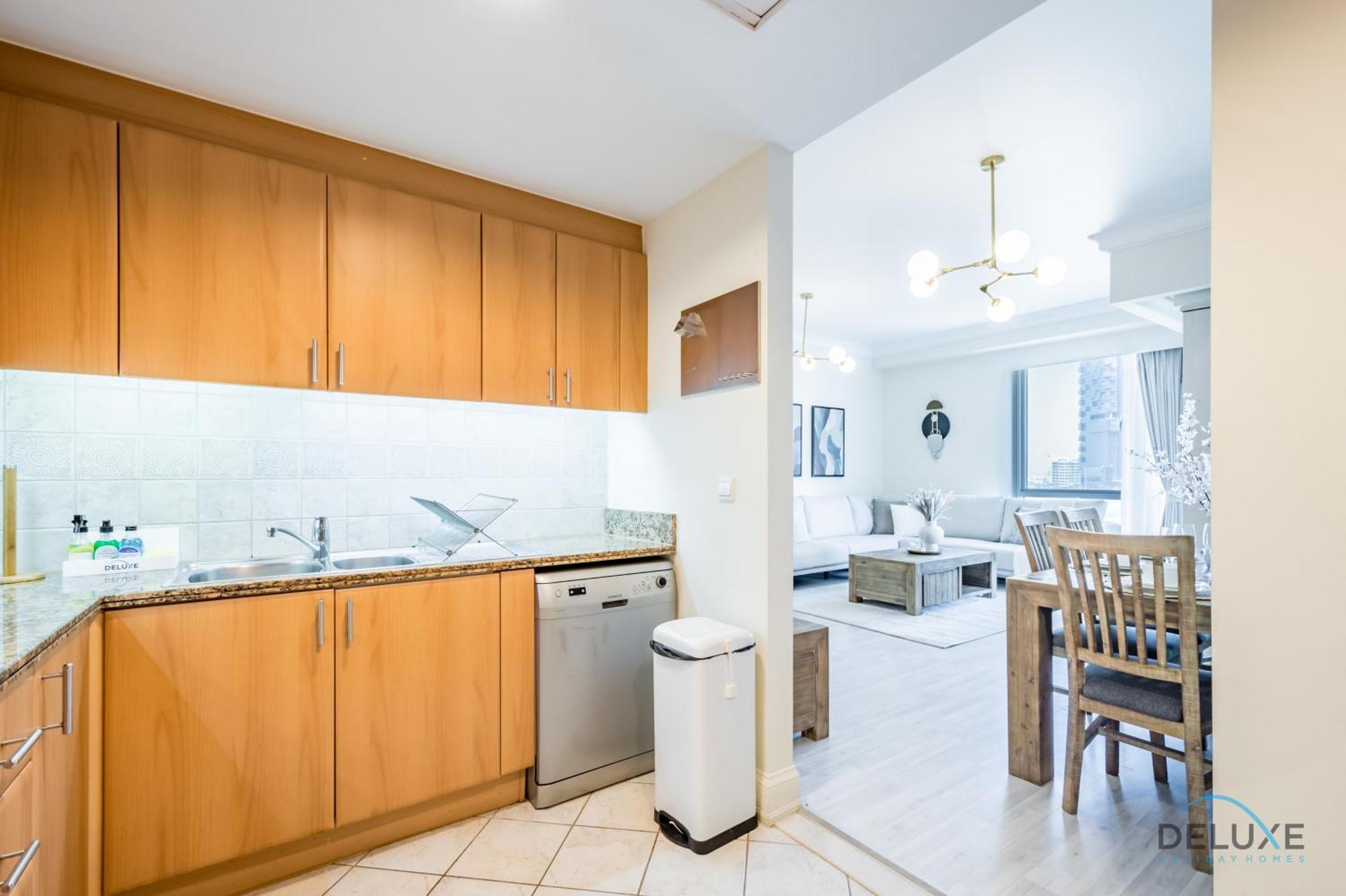 Spacious 2br At Murjan Emaar Six Towers Marina By Deluxe Homes Apartment Dubai