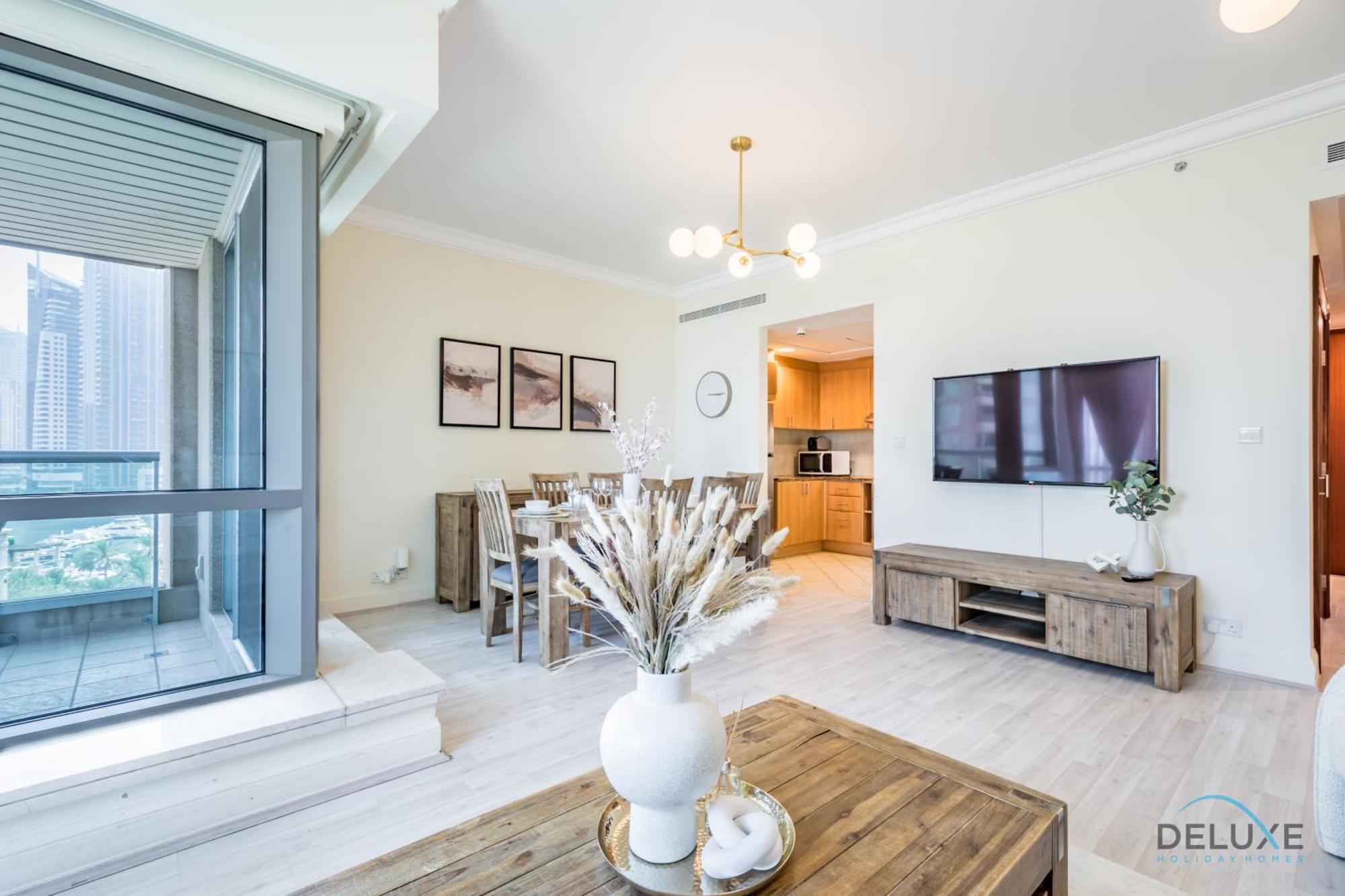Apartment Spacious 2br At Murjan Emaar Six Towers Marina By Deluxe Homes