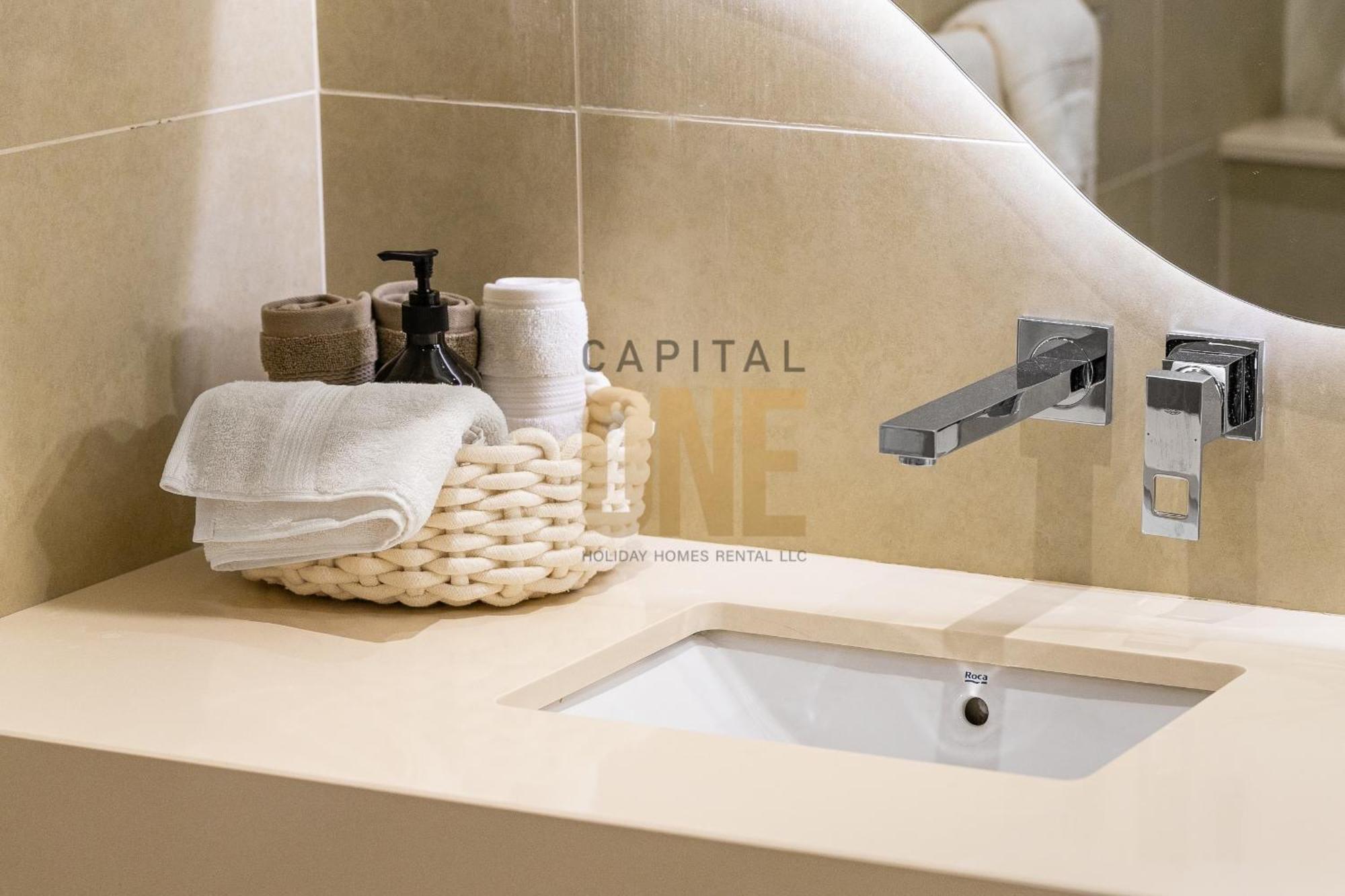 Apartment Offer! Marina Walk View, 2br, Designer Furnished *