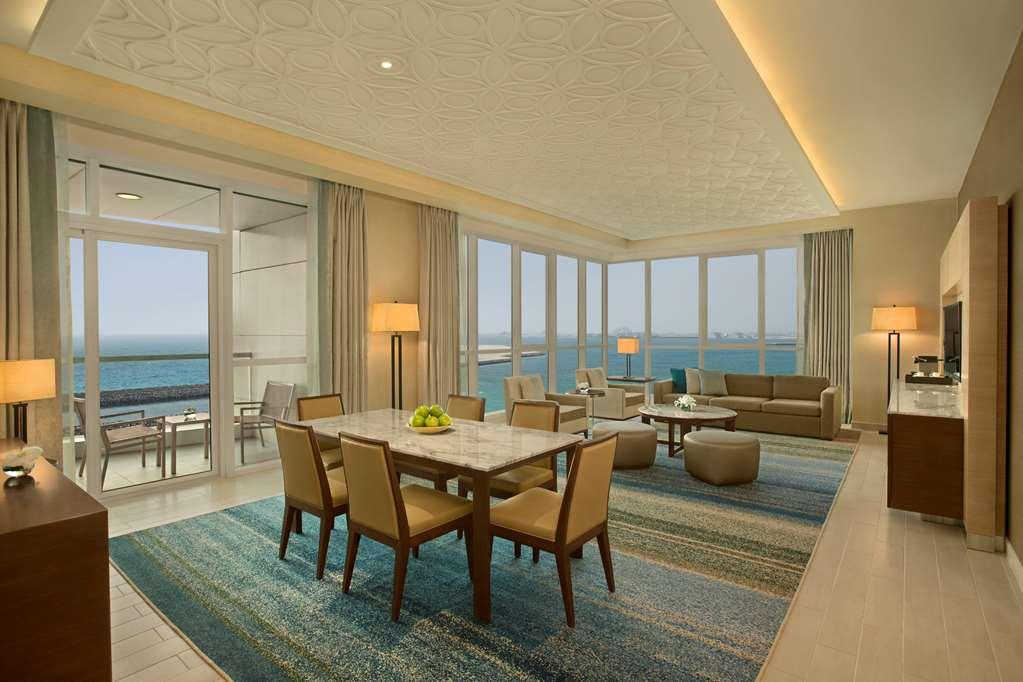 Doubletree By Hilton Jumeirah 4*