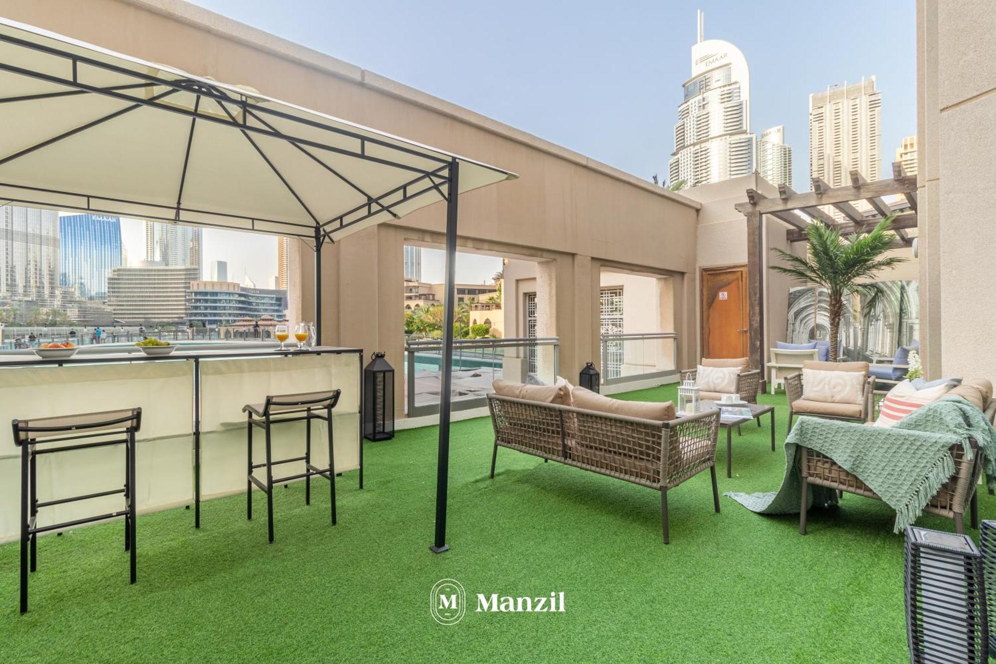 Manzil - Luxury 3br W/ Maid Room, Full Burj & Fountain View Dubai