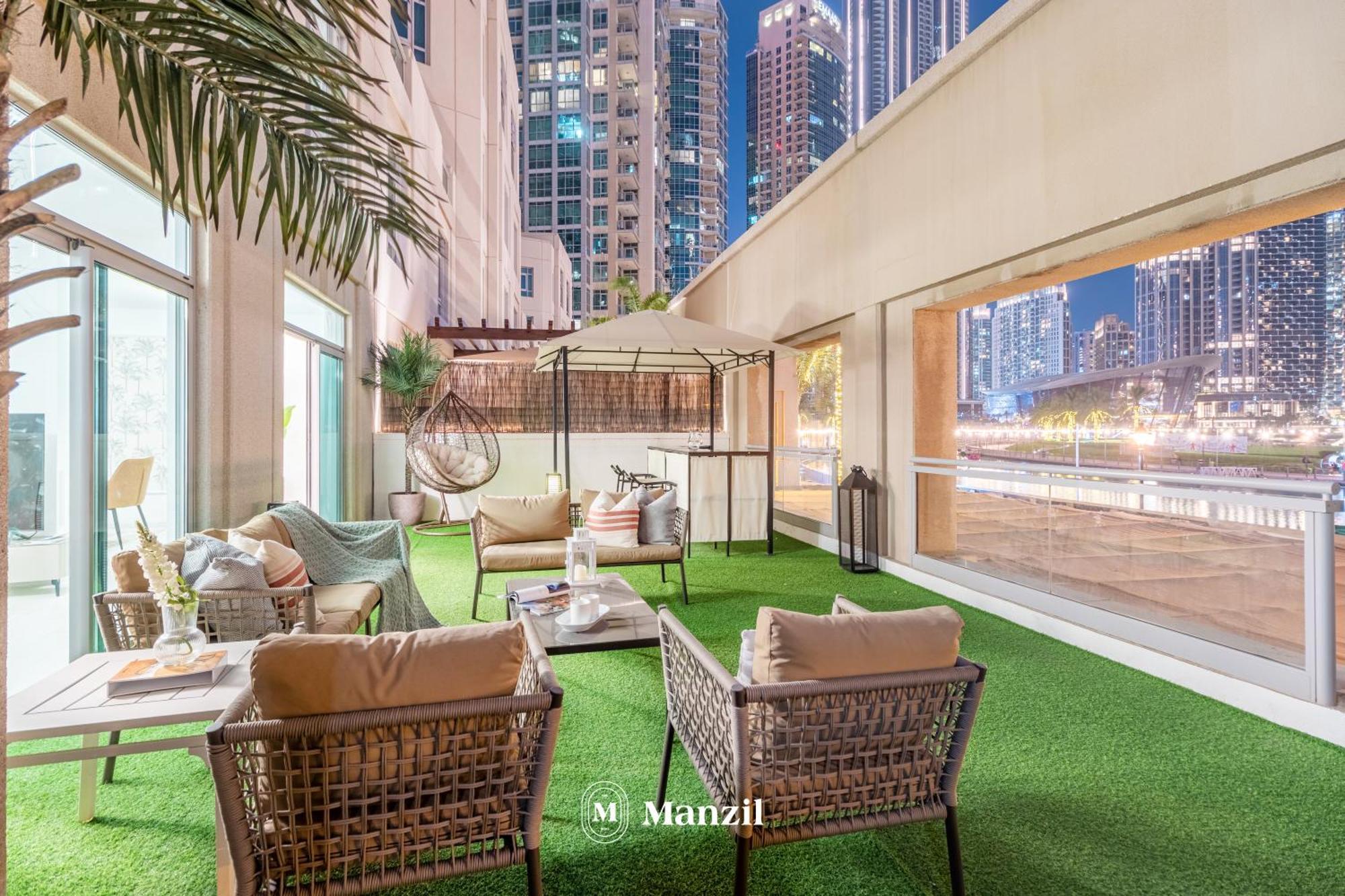 Manzil - Luxury 3br W/ Maid Room, Full Burj & Fountain View * Dubai