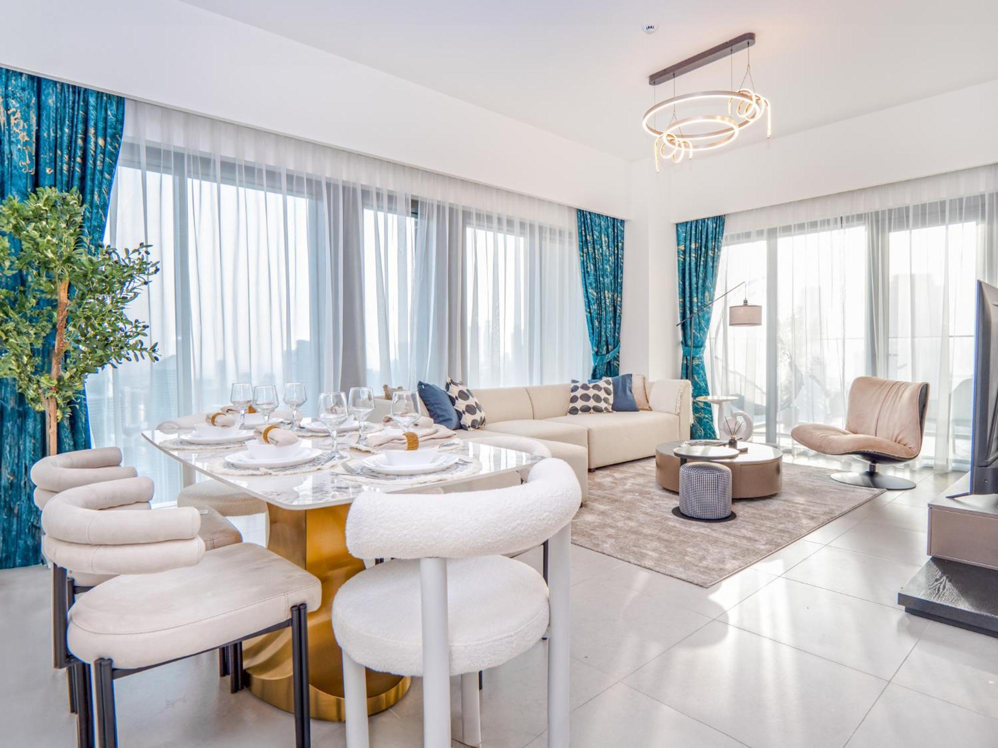 Apartment Easygo - 3br & Maid With Full Burj Khalifa And Fountain View Burj Royale Dw *