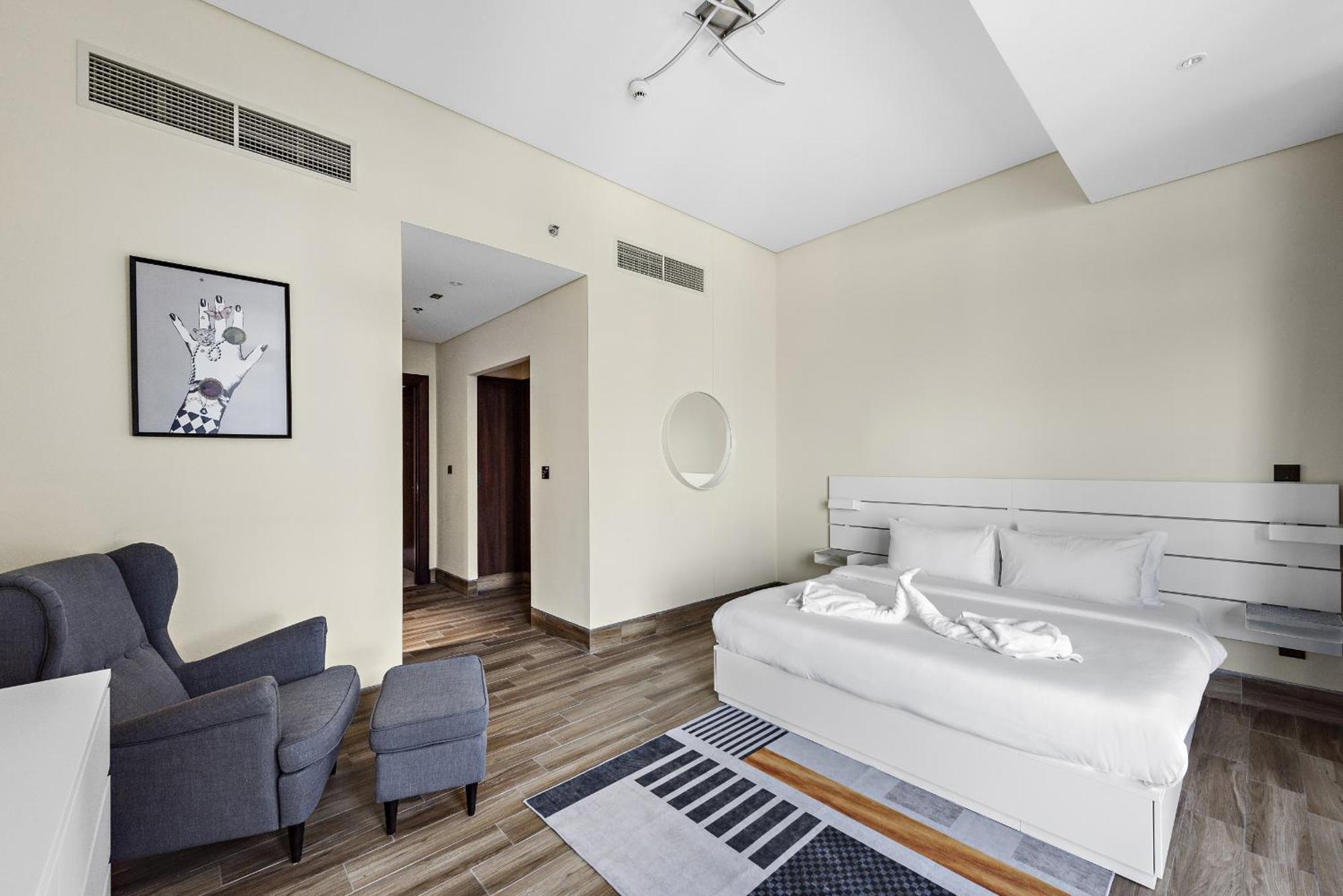 Vayk - Modern Building Spacious 2bd * Dubai