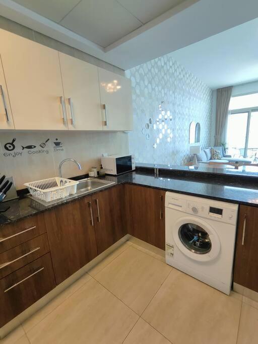 Holiday home 1 Bed - Azizi Daisy - Furjan