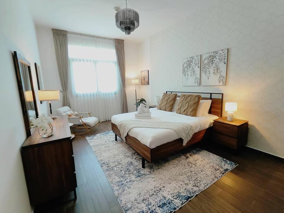 Holiday home 1 Bed - Azizi Daisy - Furjan Dubai
