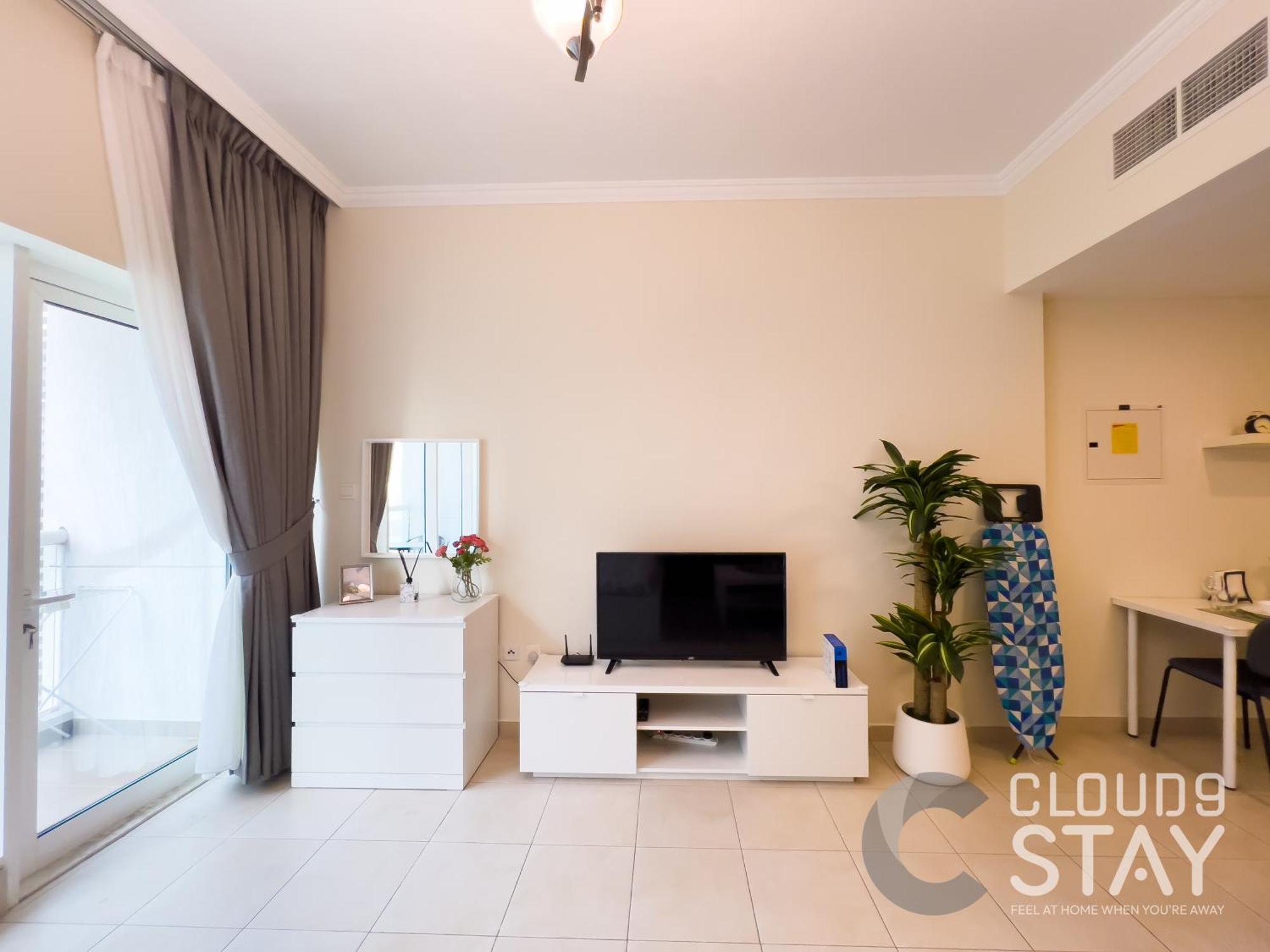 Cloud 9 - Elegant High-rise In The Heart Of Apartment