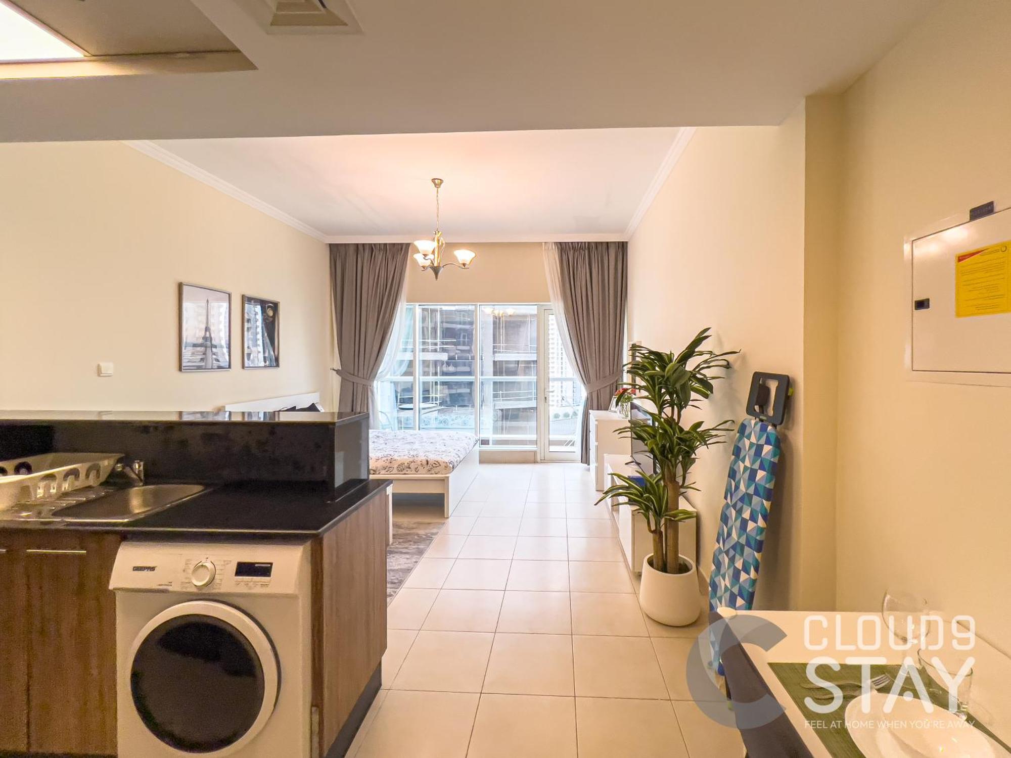 Cloud 9 - Elegant High-rise In The Heart Of Apartment