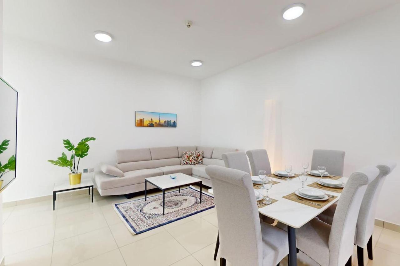 Marina Pinnacle - Serene Three Bedroom * Dubai