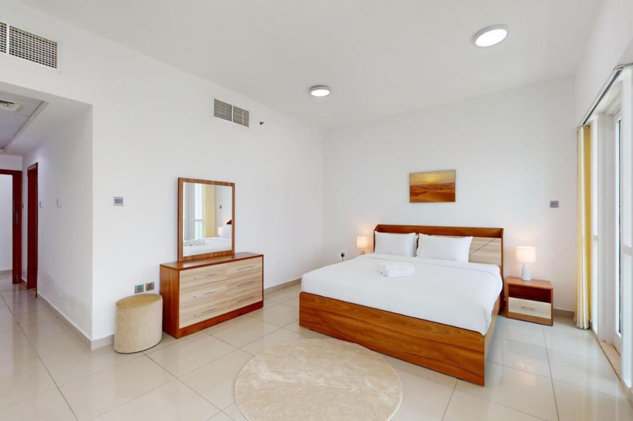 Apartment Marina Pinnacle - Serene Three Bedroom