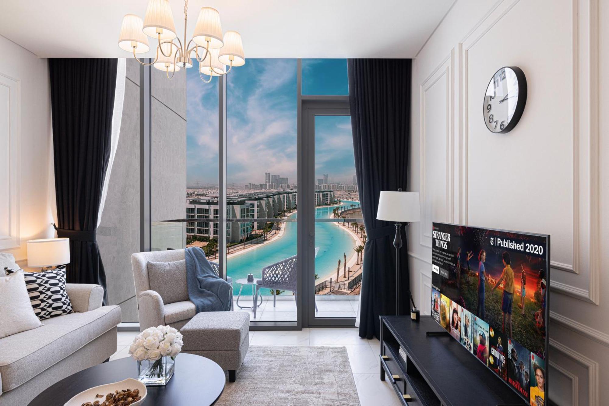 Crystal Lagoon View Access Fast Wi-fi Apartment