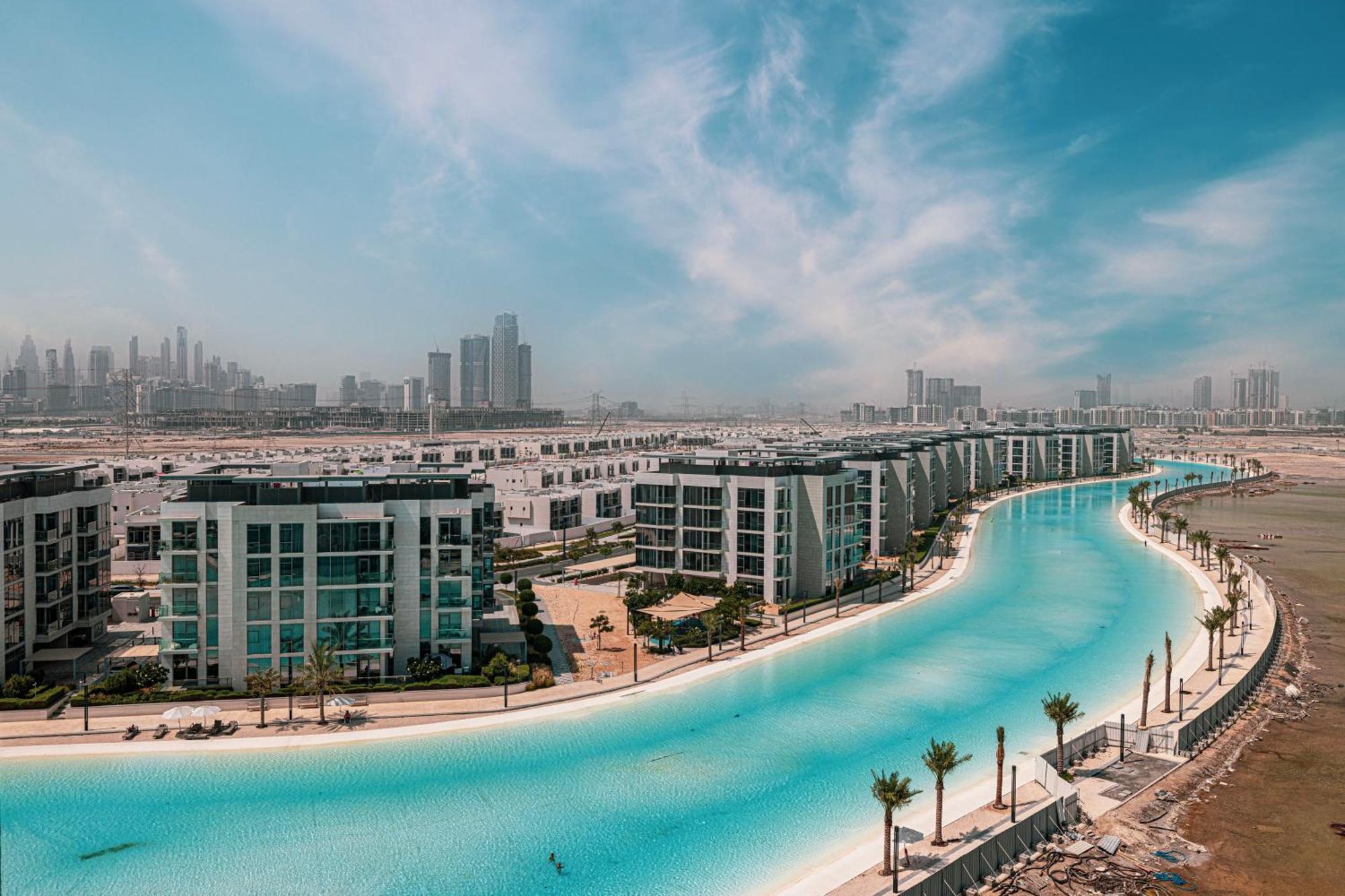 Crystal Lagoon View Access Fast Wi-fi Apartment *