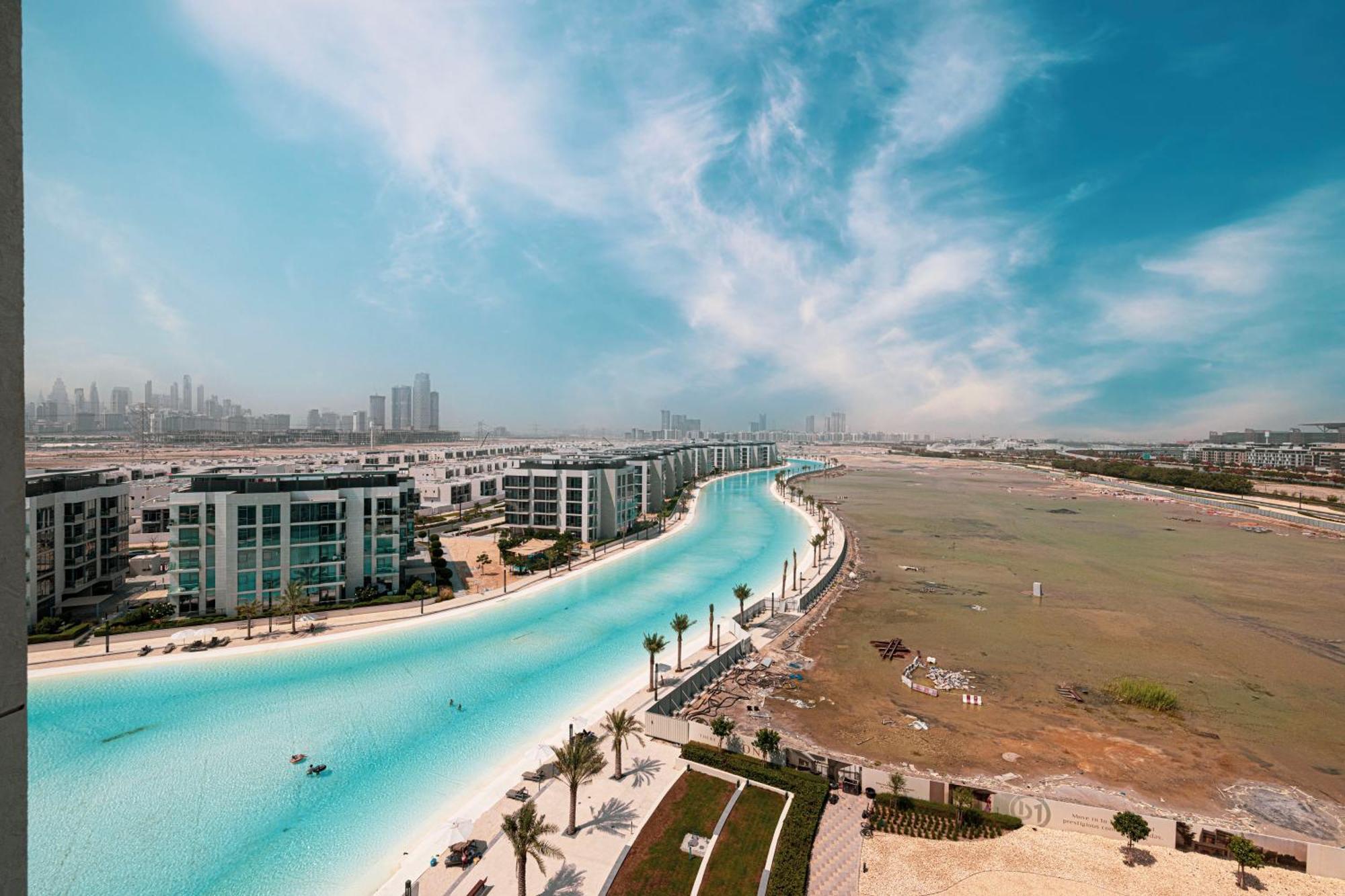 Crystal Lagoon View Access Fast Wi-fi Apartment
