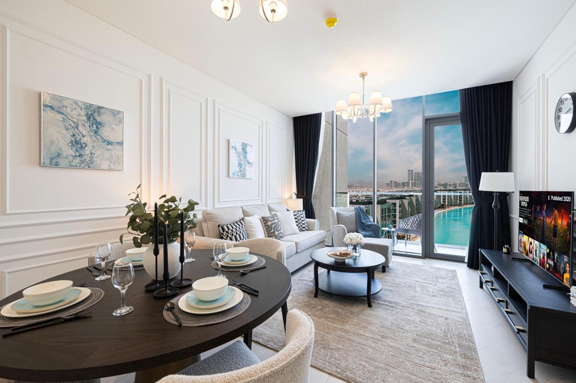 Crystal Lagoon View Access Fast Wi-fi Apartment Dubai