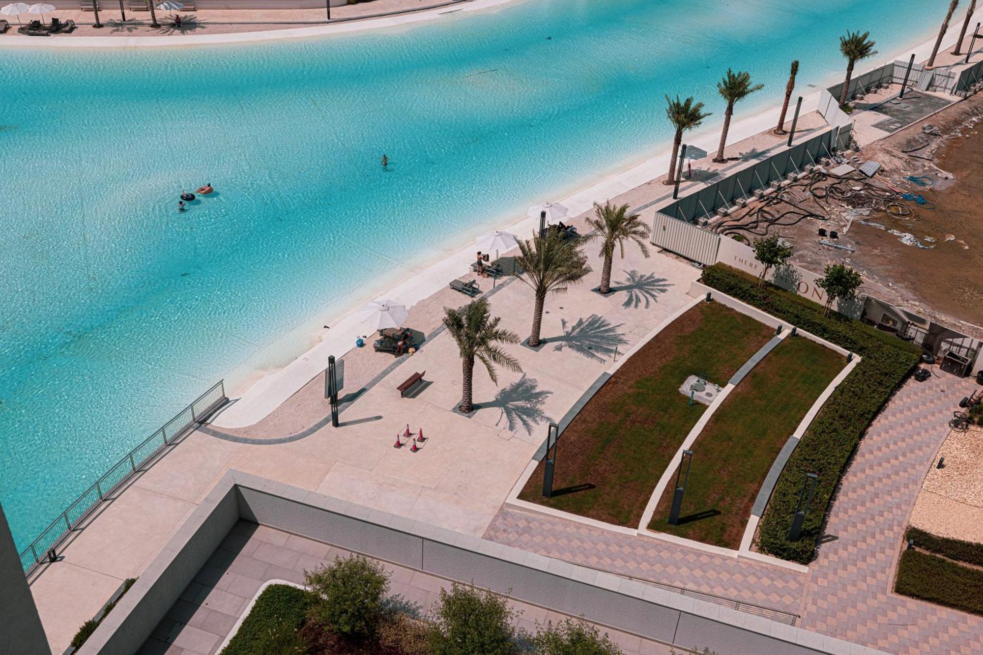 Crystal Lagoon View Access Fast Wi-fi * Dubai
