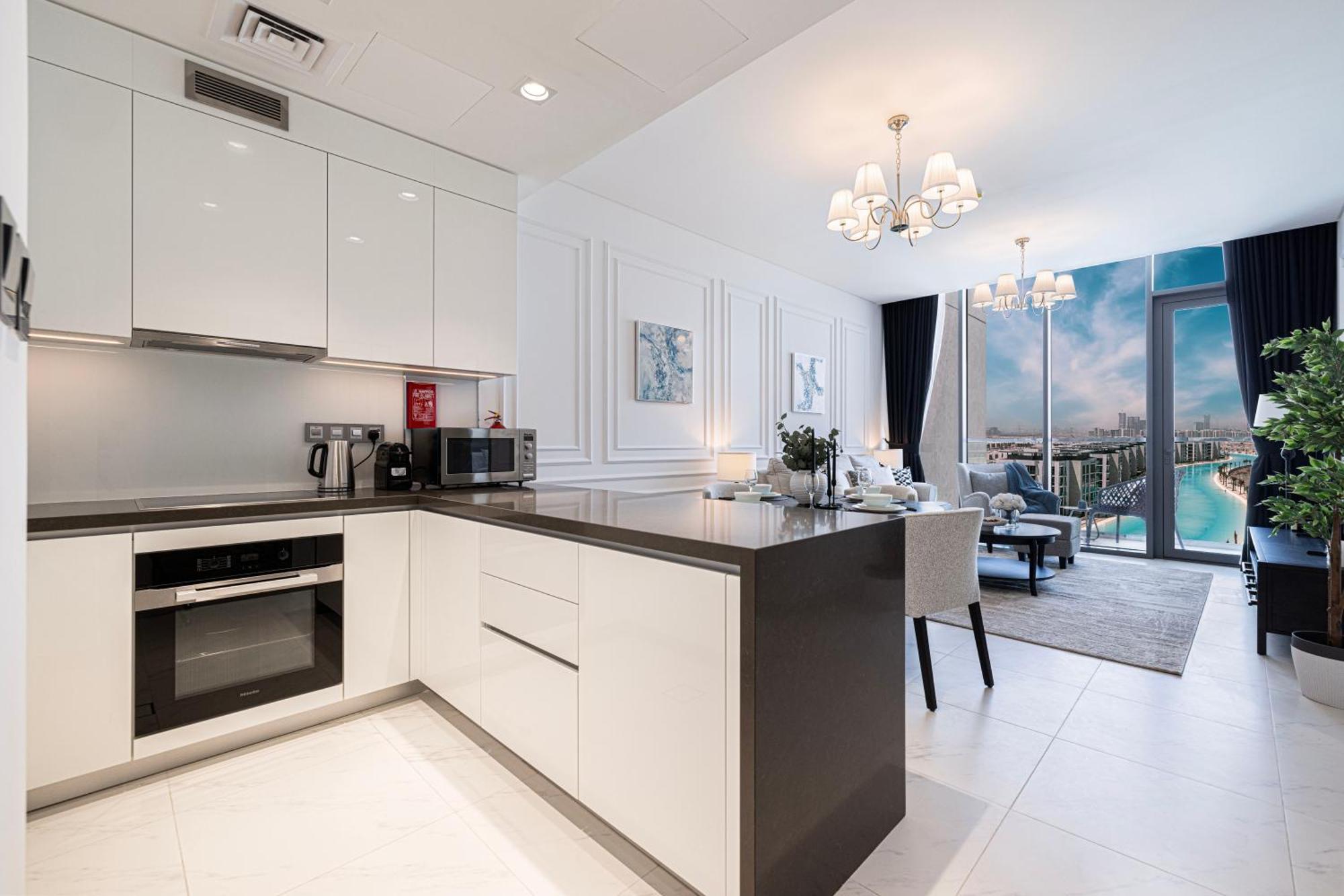 Crystal Lagoon View Access Fast Wi-fi Apartment *