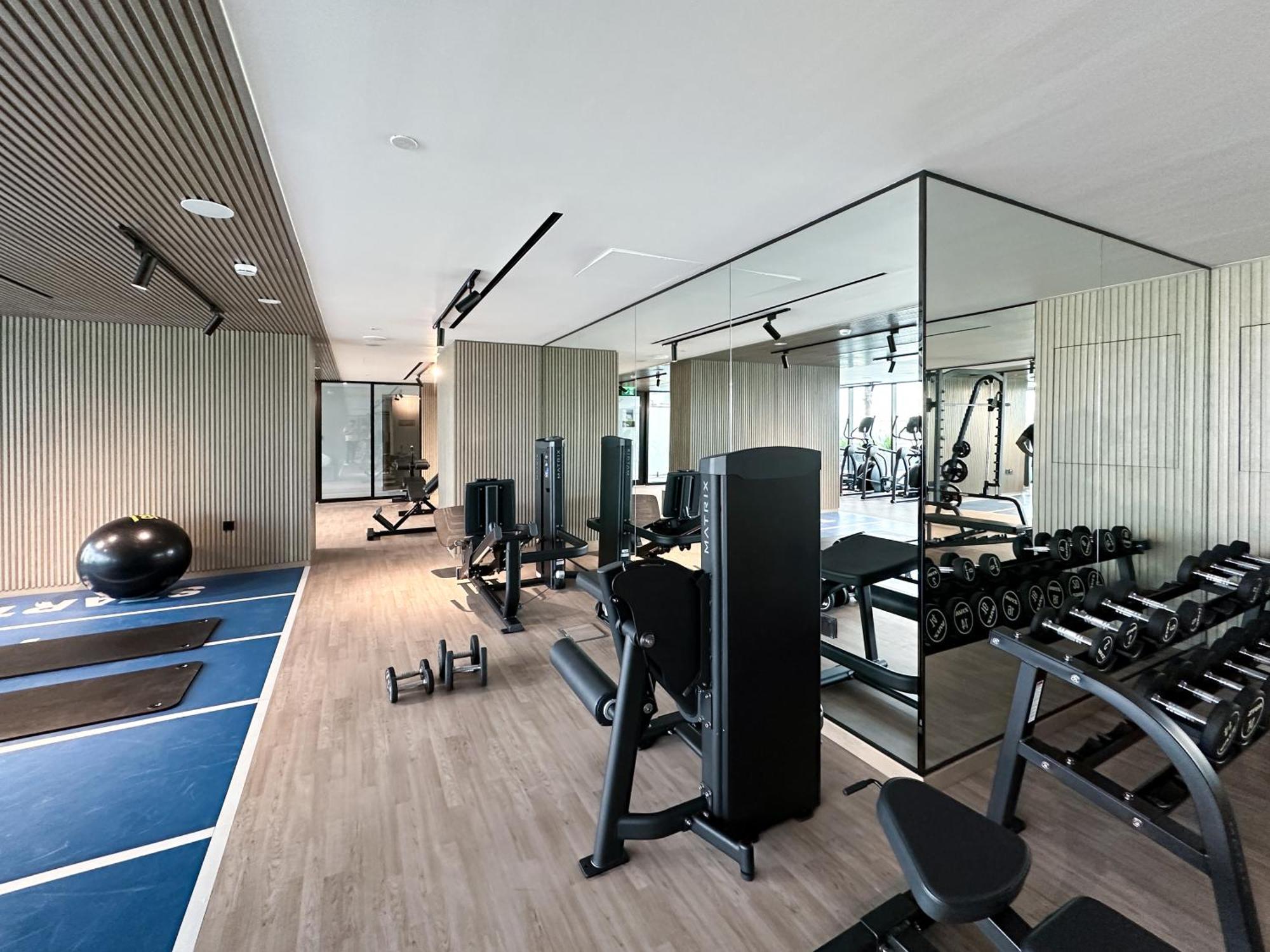 Trophy - Stardust Sanctum W Pool View In Heart Of Jvc * Dubai